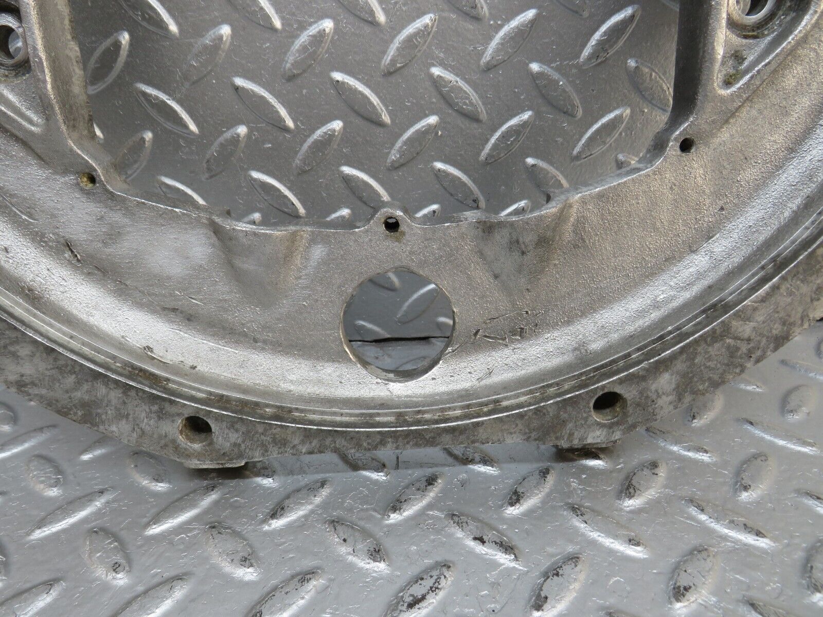 32842 Mercedes-Benz C107 R107 350 V8 Gearbox Flange 1160110845