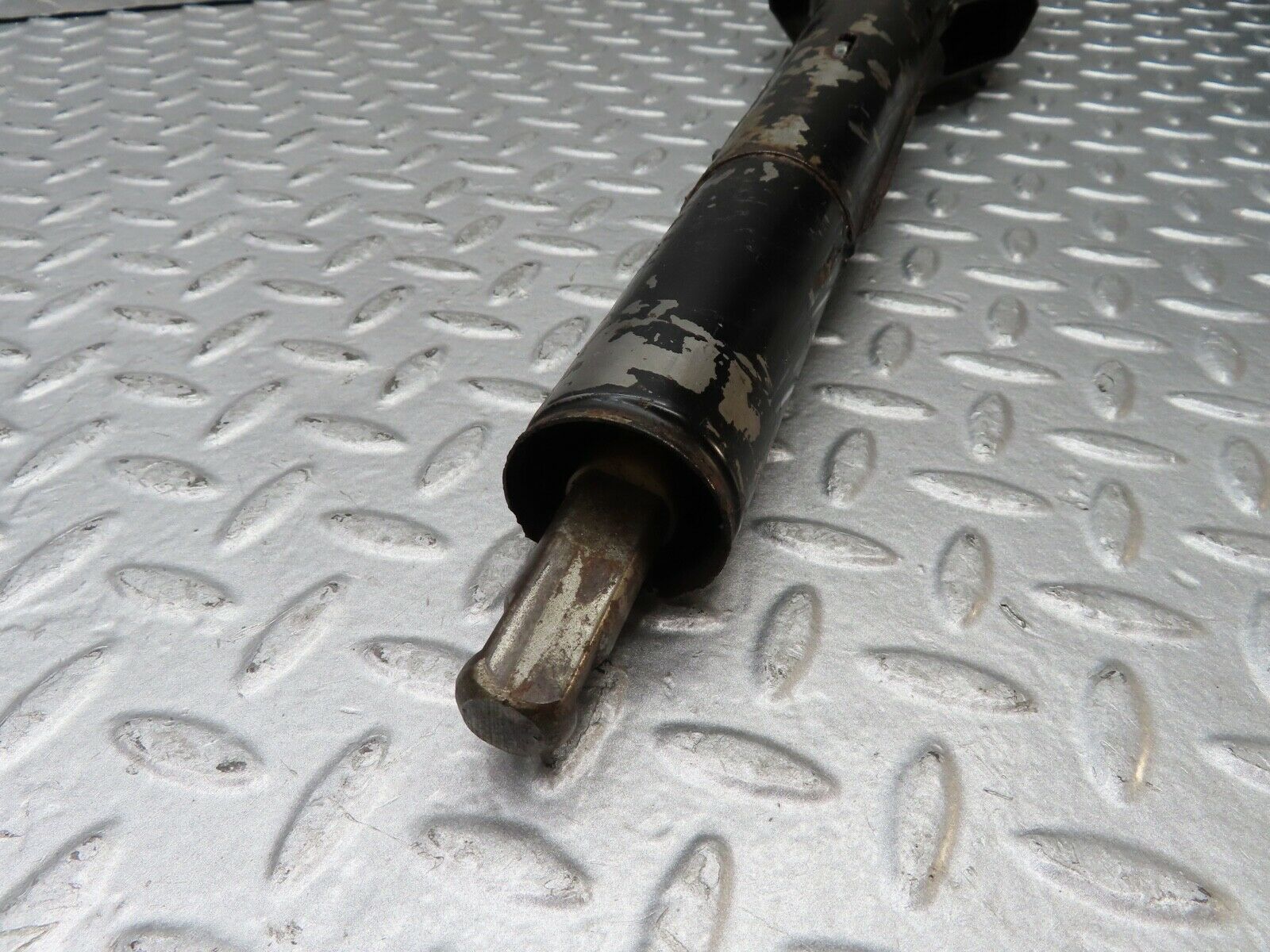 20585 Mercedes-Benz R107 450SL Steering Column