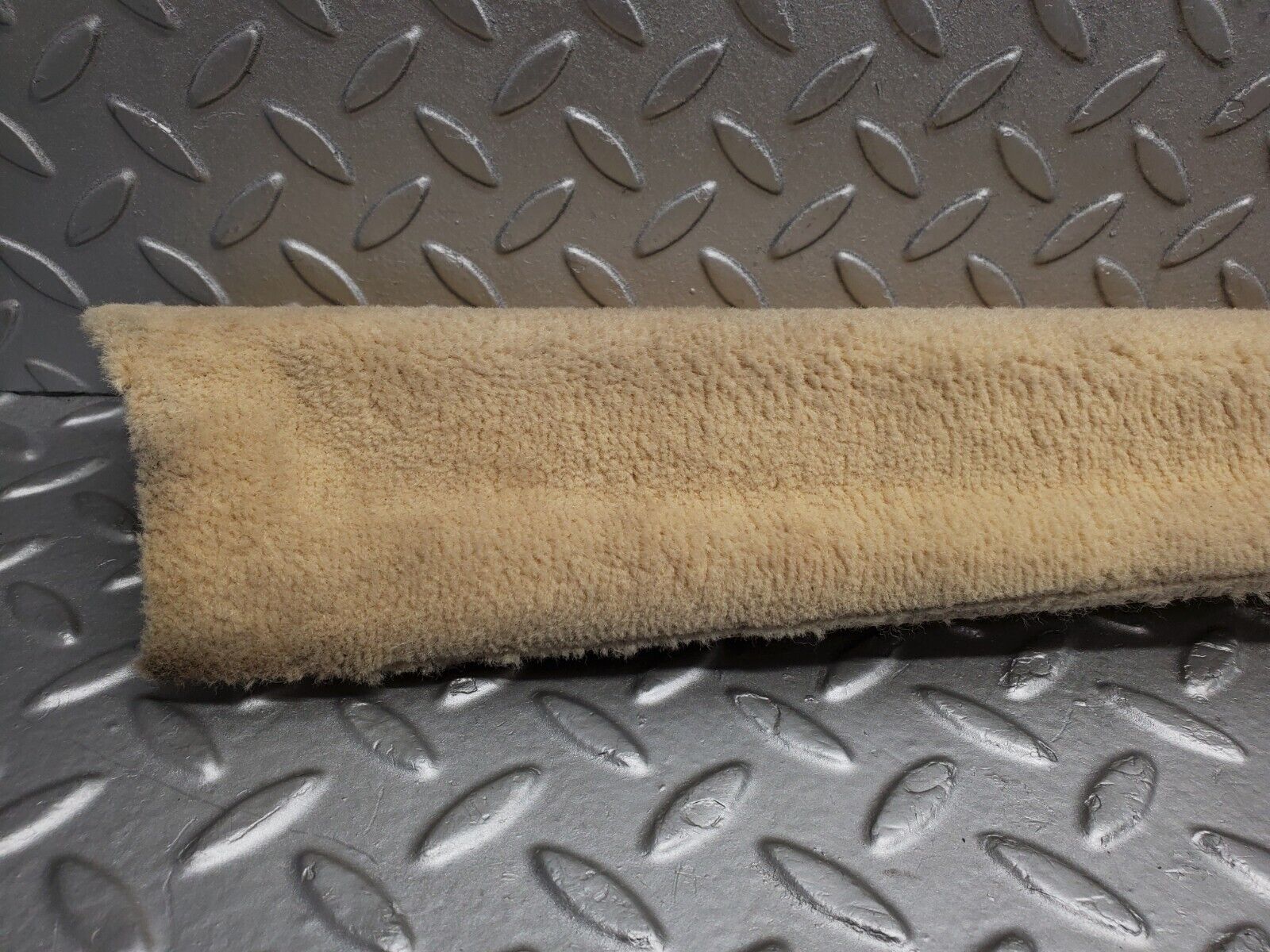 46816 Mercedes-Benz R129 320SL Coupe Left Door Sill Trim Beige 1296800135