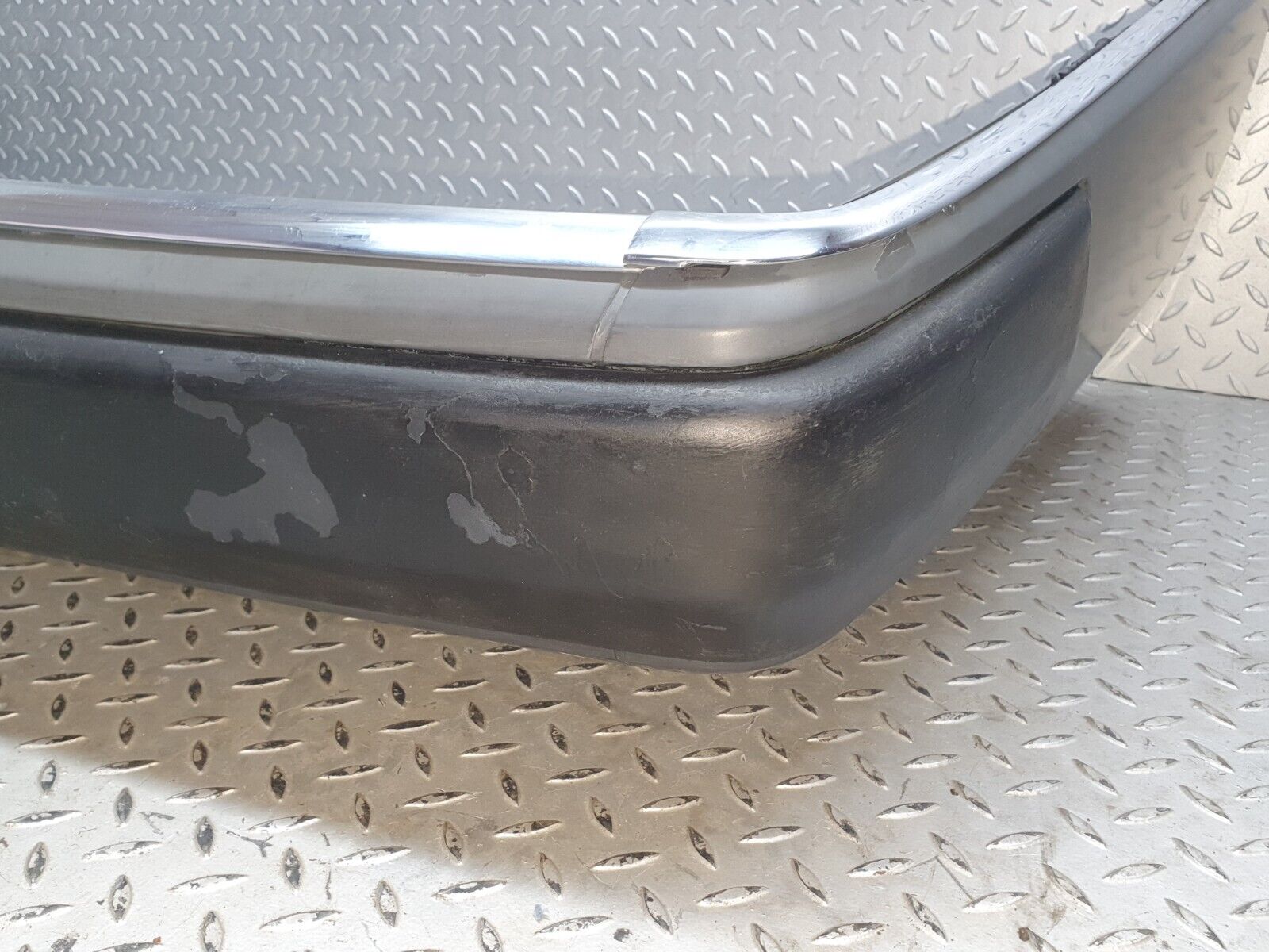 41728 Mercedes-Benz W124 200E Rear Bumper 1248800340