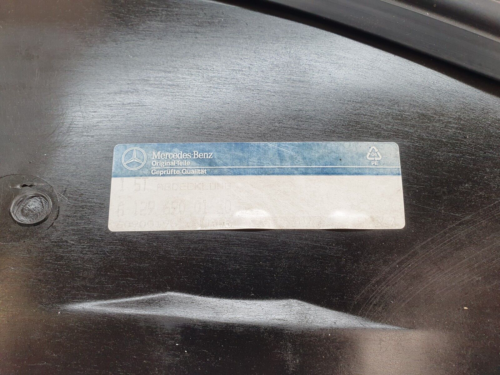 42584 Mercedes-Benz R129 320SL Coupe Front Left Inner Fender Wing Splash Guard 1296980330 1296900130