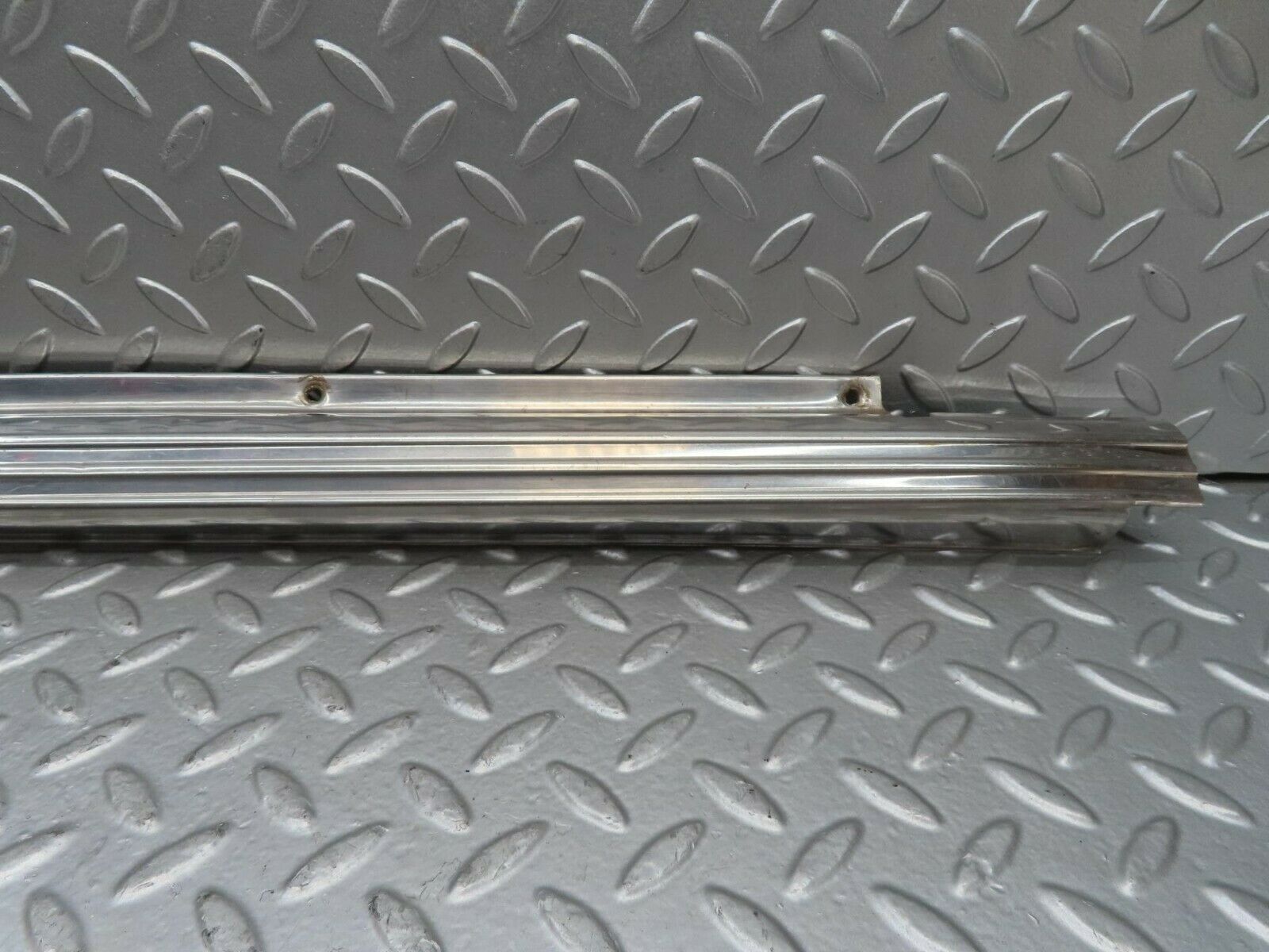 15568 Mercedes-Benz R107 450SL Left Door Sill Chrome