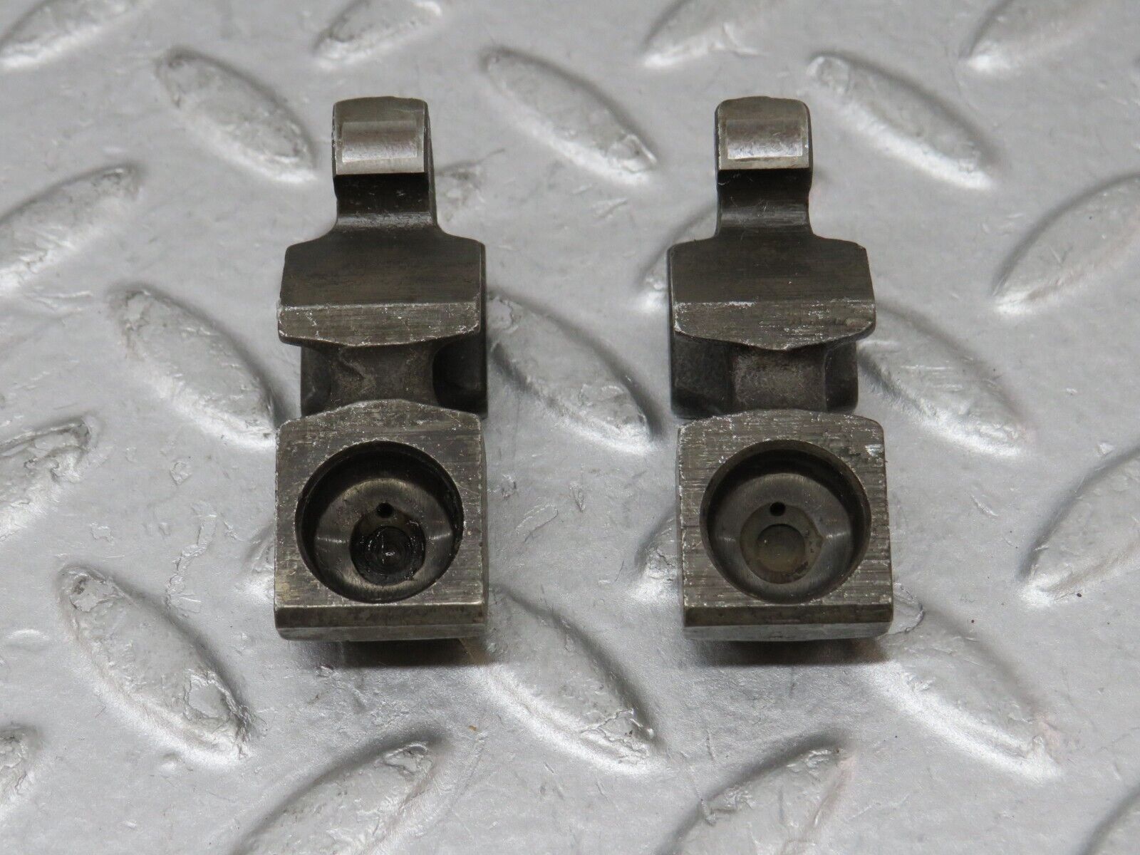 35643 Mercedes-Benz R107 280SL Valve Rocker Arm With Spring And Tappet