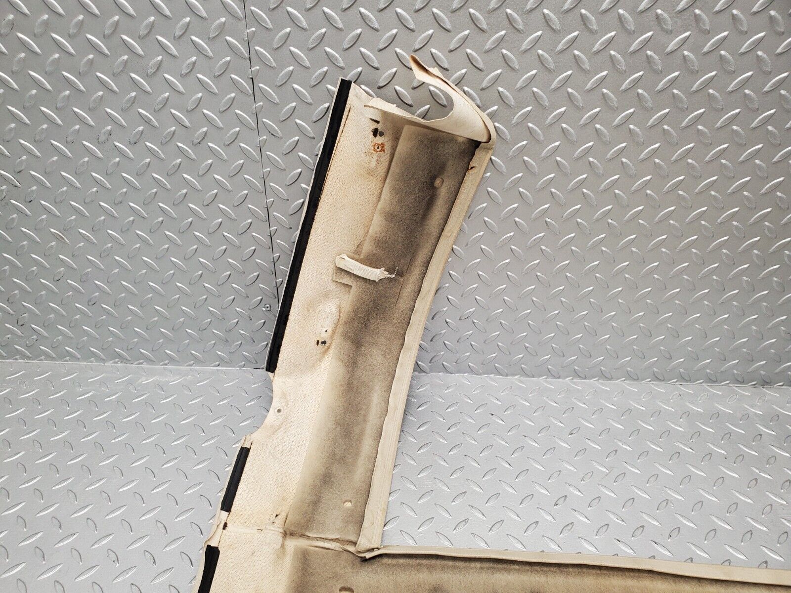 46101 Mercedes-Benz W126 420SE Roof Headlining Beige