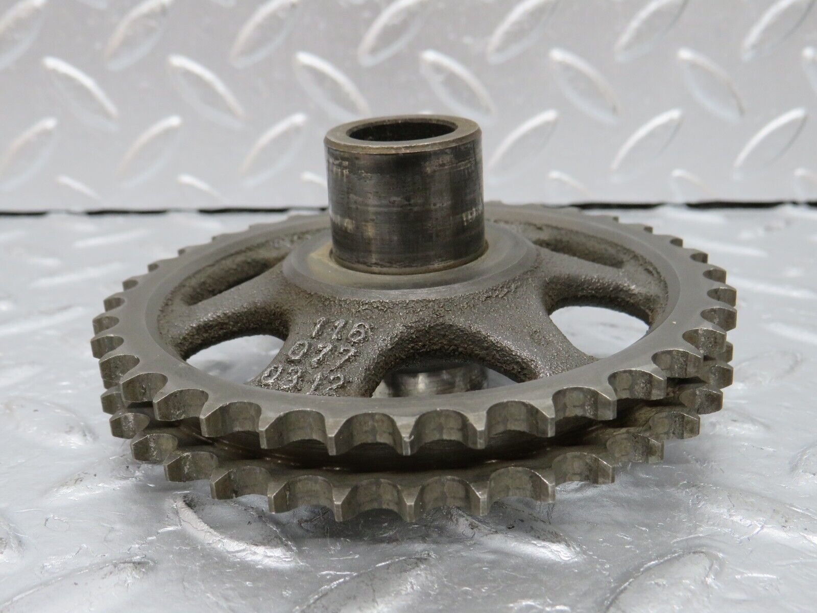 32765 Mercedes-Benz C107 R107 350 V8 Timing Gear Sprocket 1160770312