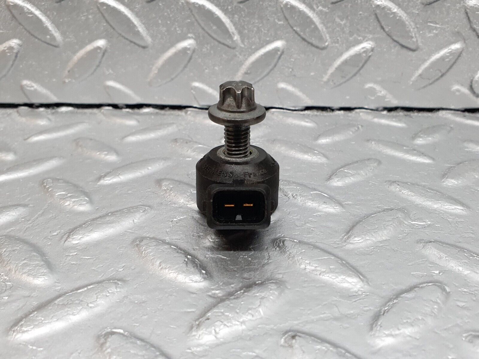 42081 Mercedes-Benz W202 C200 Knock Sensor Siemens 0031538928