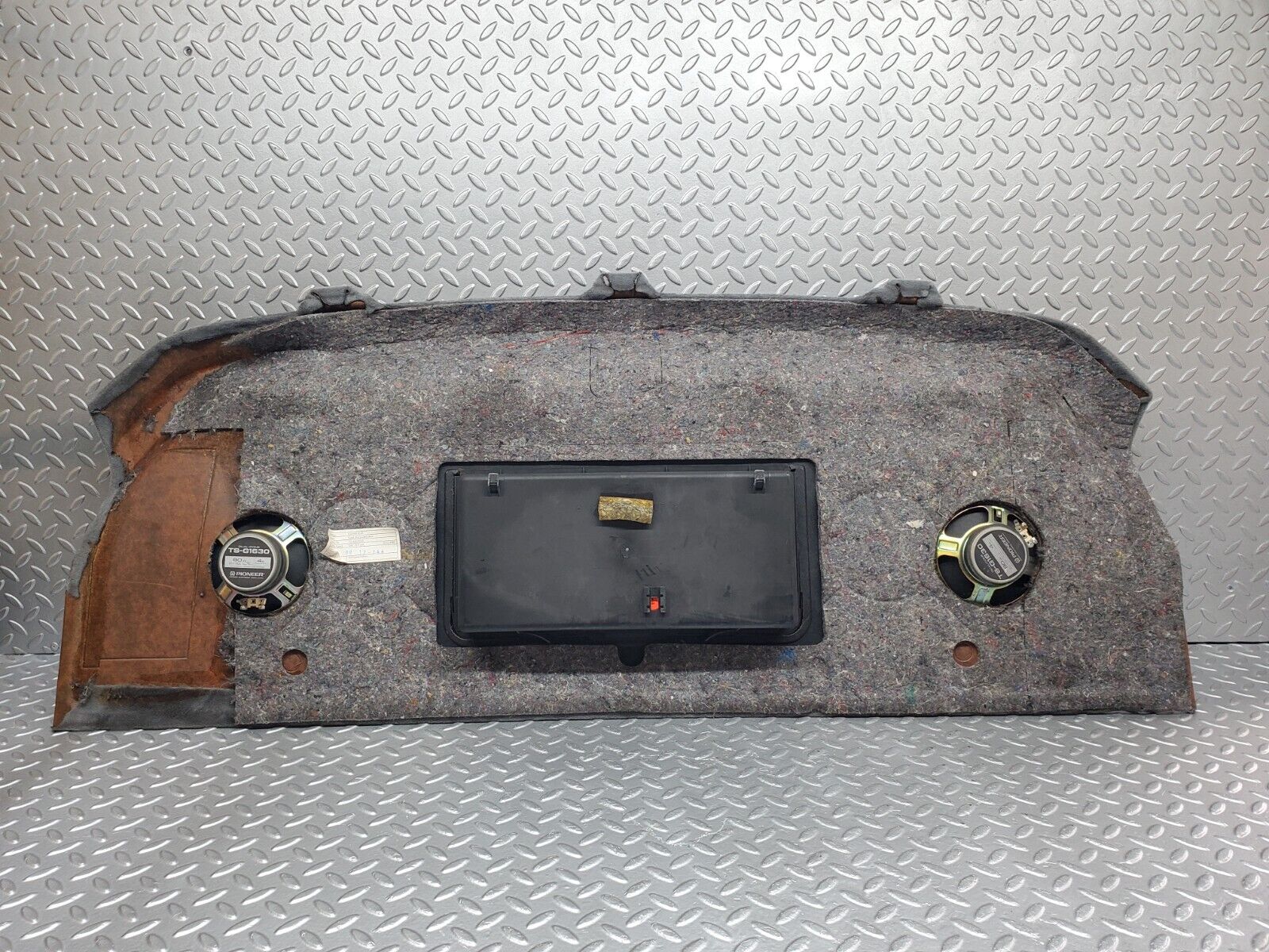 44696 Mercedes-Benz W124 220E Parcel Shelf With Speakers Grey 1246900249