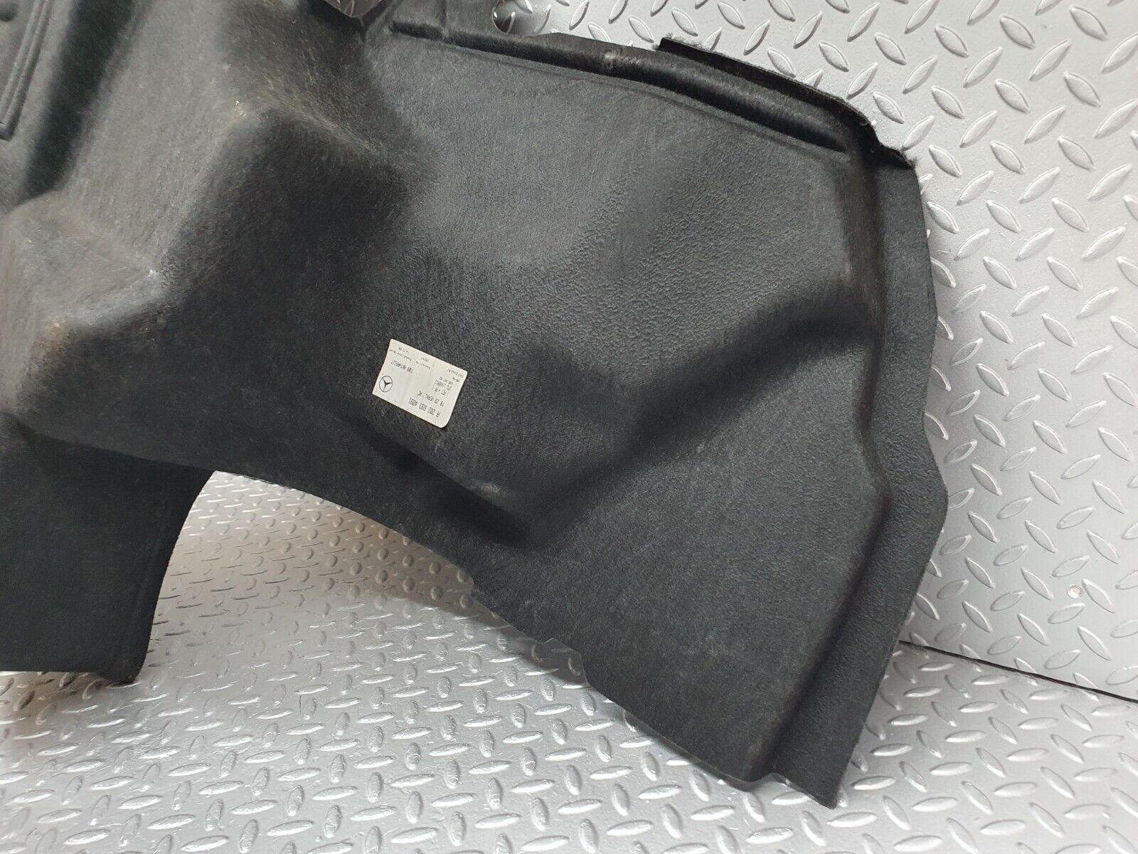 41763 Mercedes-Benz W202 C200 Trunk Boot Panel Cover Right Grey 2026934091