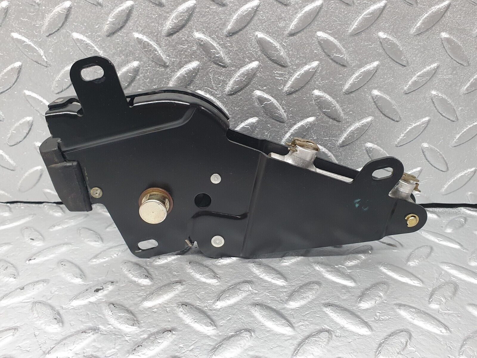 42484 Mercedes-Benz R129 320SL Coupe Roof Lock Left Side 1298001574