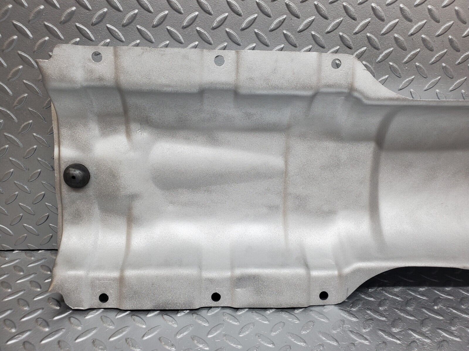 45909 Mercedes-Benz W126 420SE Exhaust Heat Shield