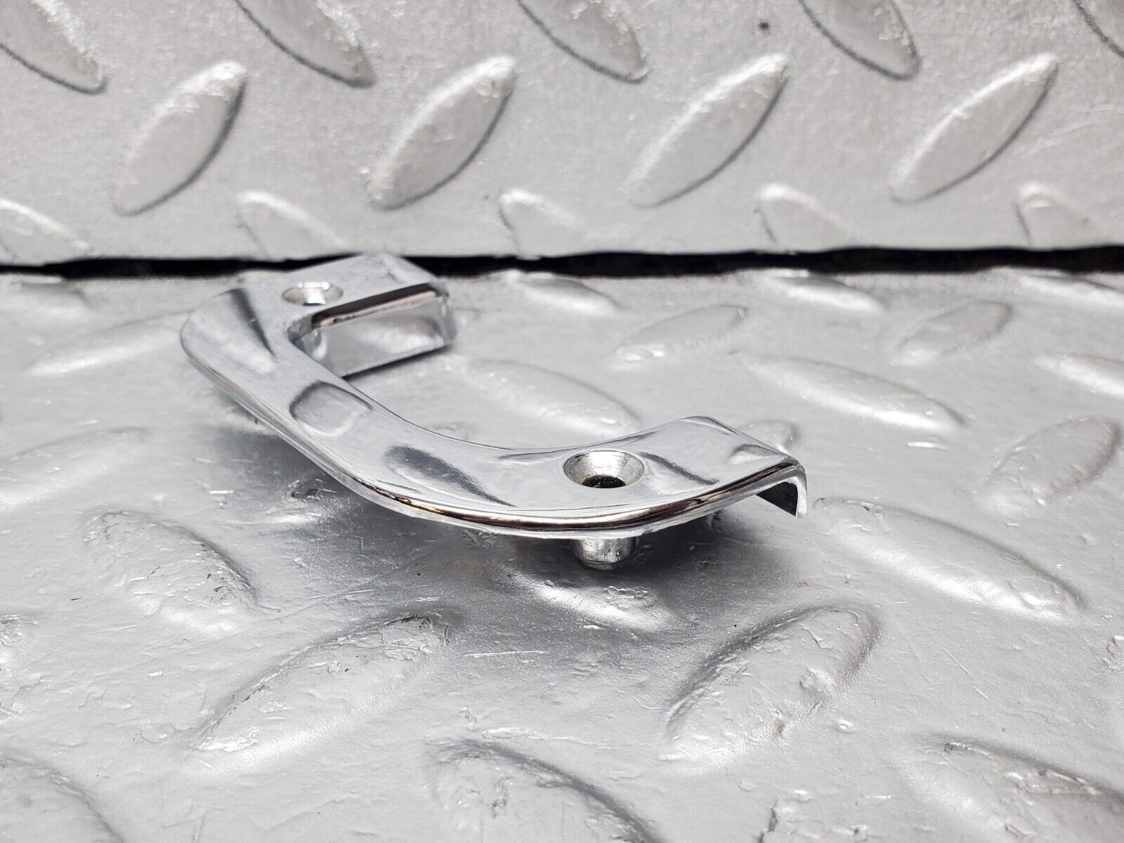 45558 Mercedes-Benz W126 420SE Interior Chrome Door Latch Trim Left 1237230124