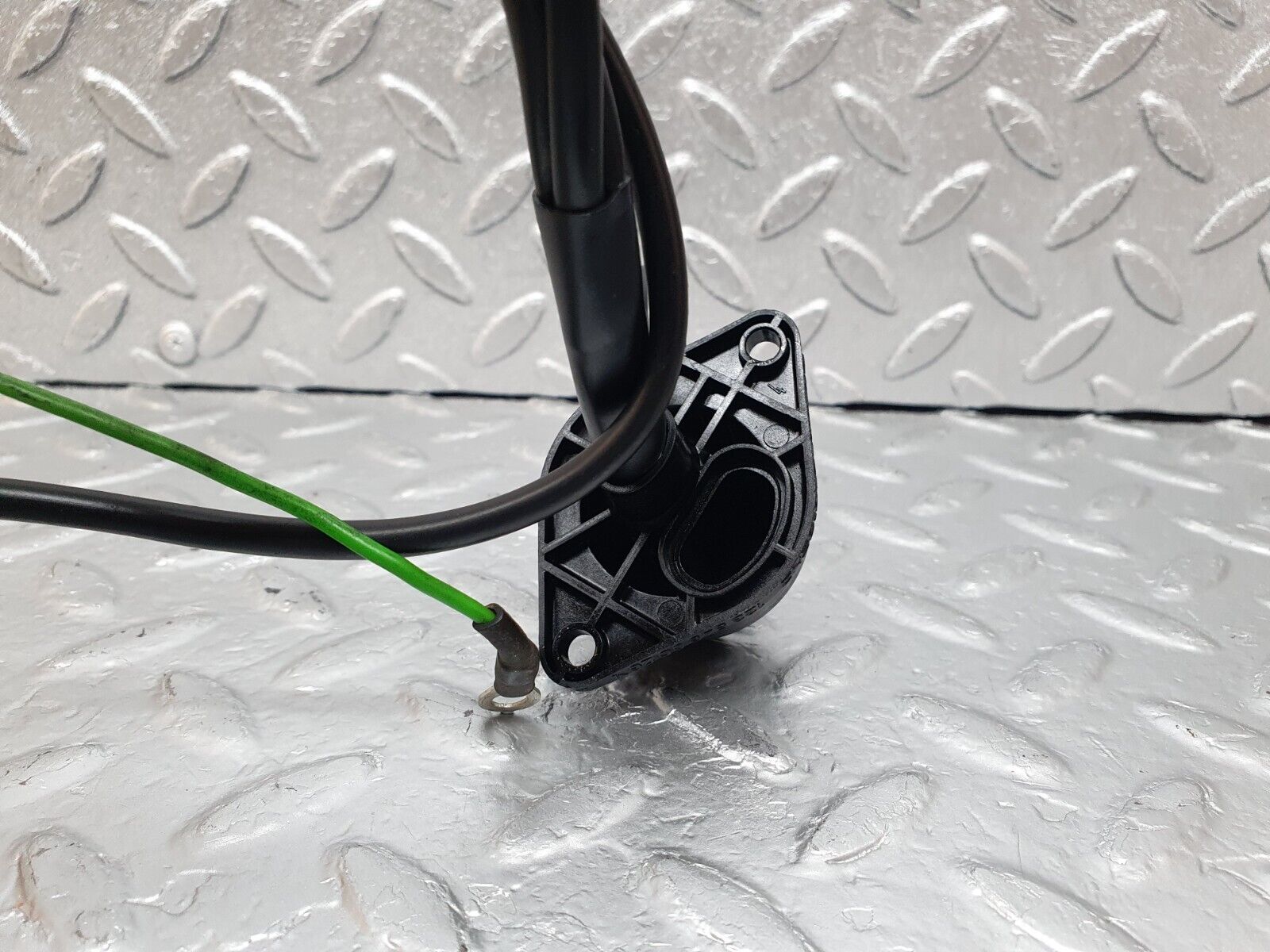 43953 Mercedes-Benz C123 230CE Coupe Diagnostic Connector 1235450026 1235450003