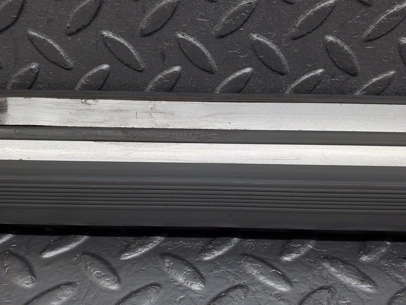 44581 Mercedes-Benz W124 220E Front Right Door Sill Trim