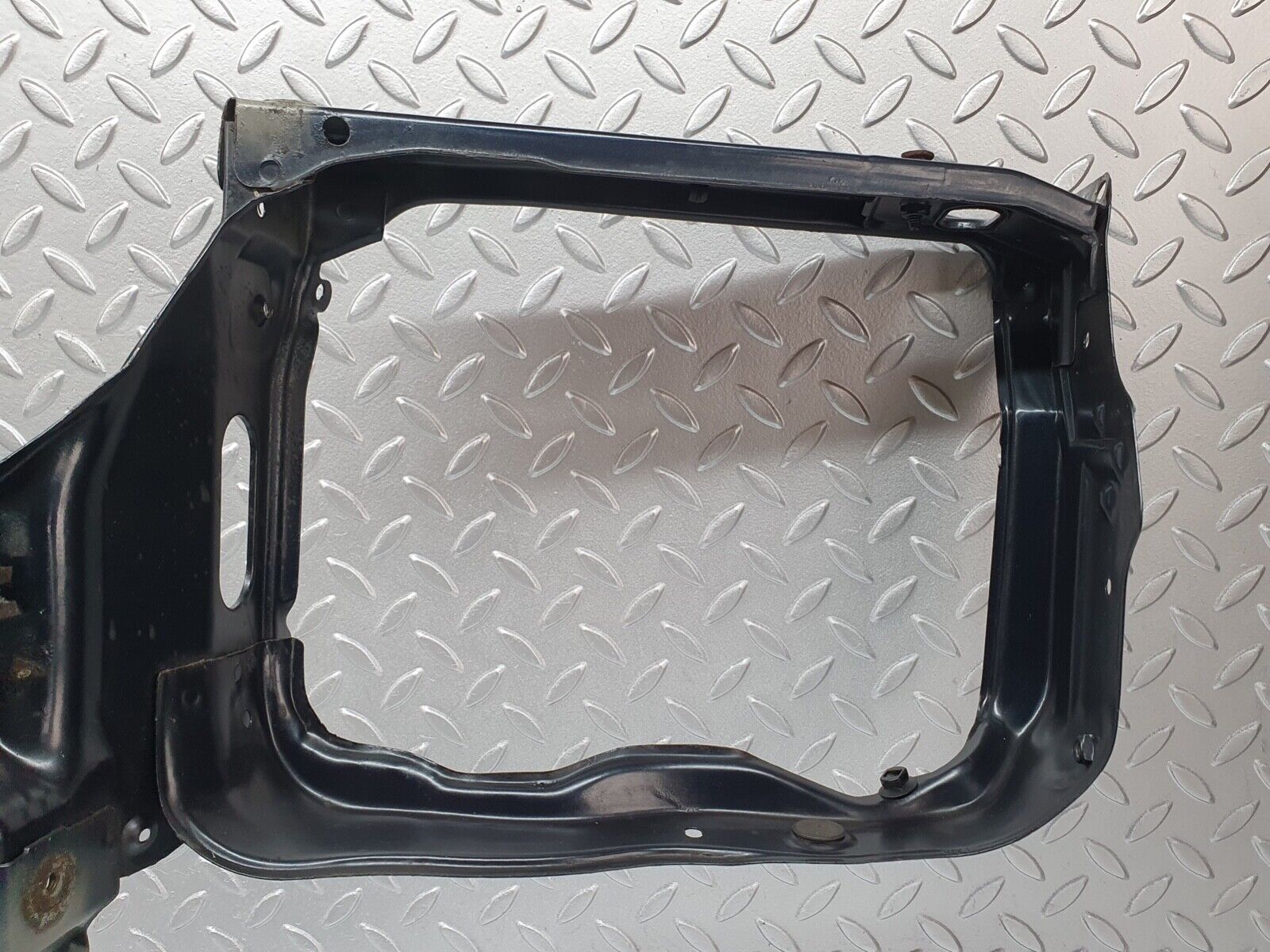 42000 Mercedes-Benz W202 C200 Front Mask Lock Carrier Panel 2028175120