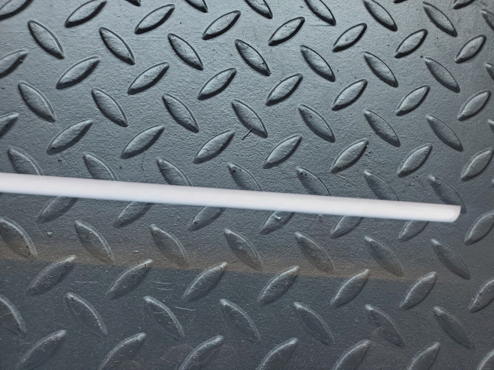 44365 Mercedes-Benz W123 280E Front Left Door Window Glass