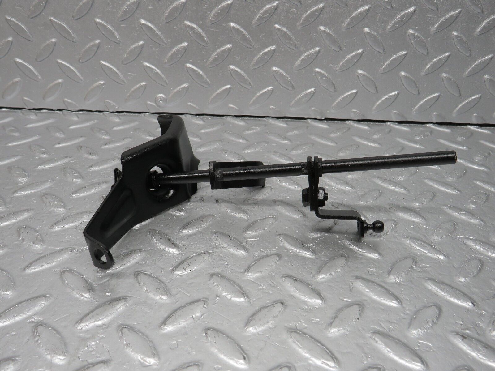 40170 Mercedes-Benz R107 350SL Throttle linkage