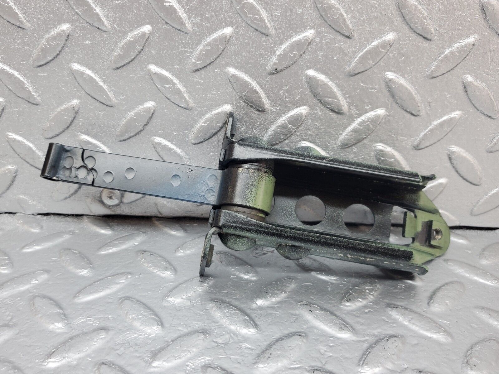 44289 Mercedes-Benz W123 280E Door Safety Check Strap