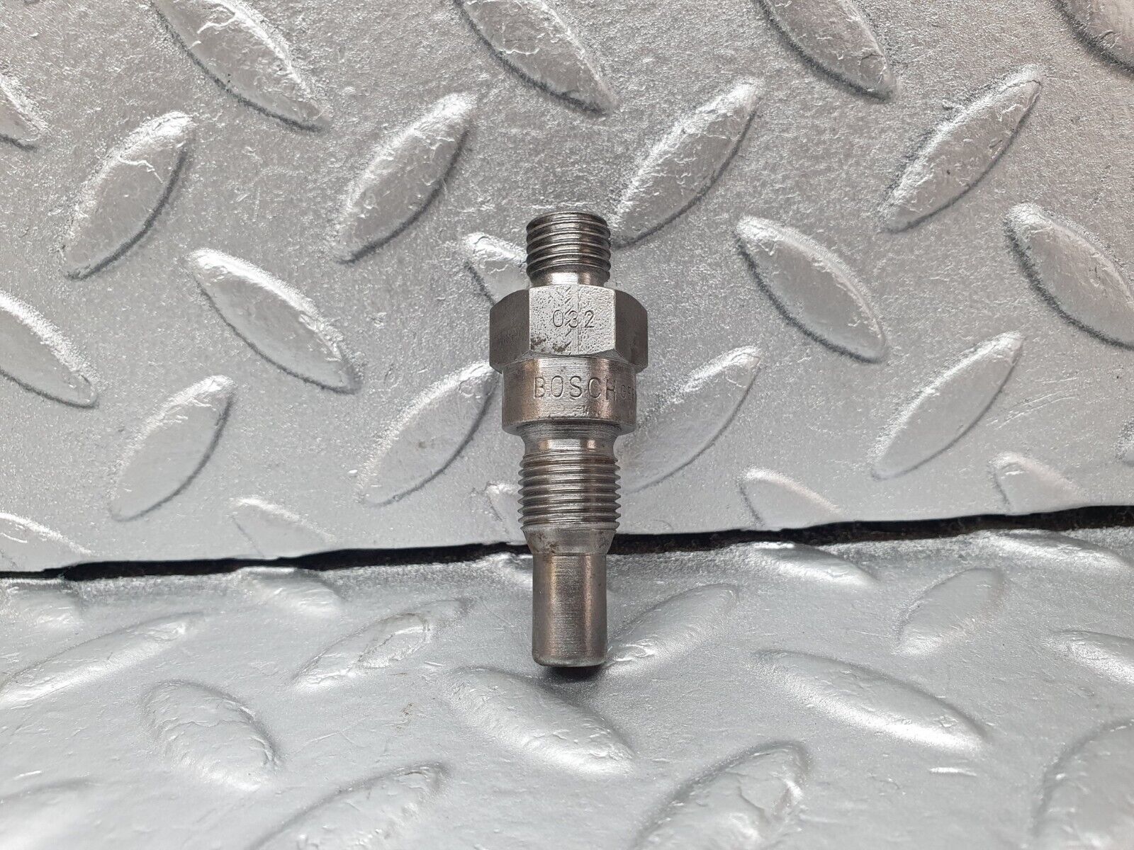 43368 Mercedes-Benz W108 280SE Fuel Injector Bosch DC8C45R2