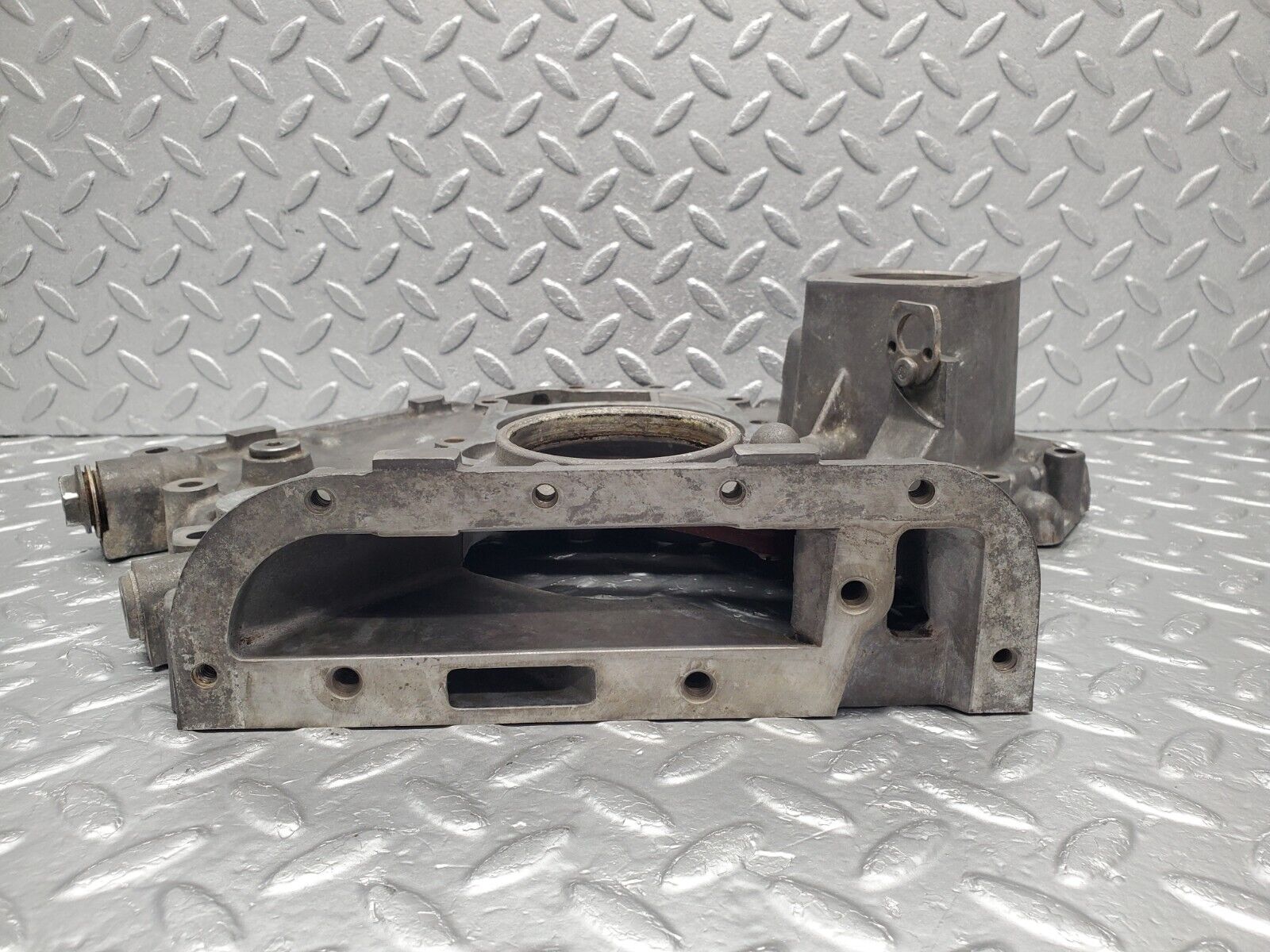 46257 Mercedes-Benz W126 420SE Timing Chain Cover 1160152501