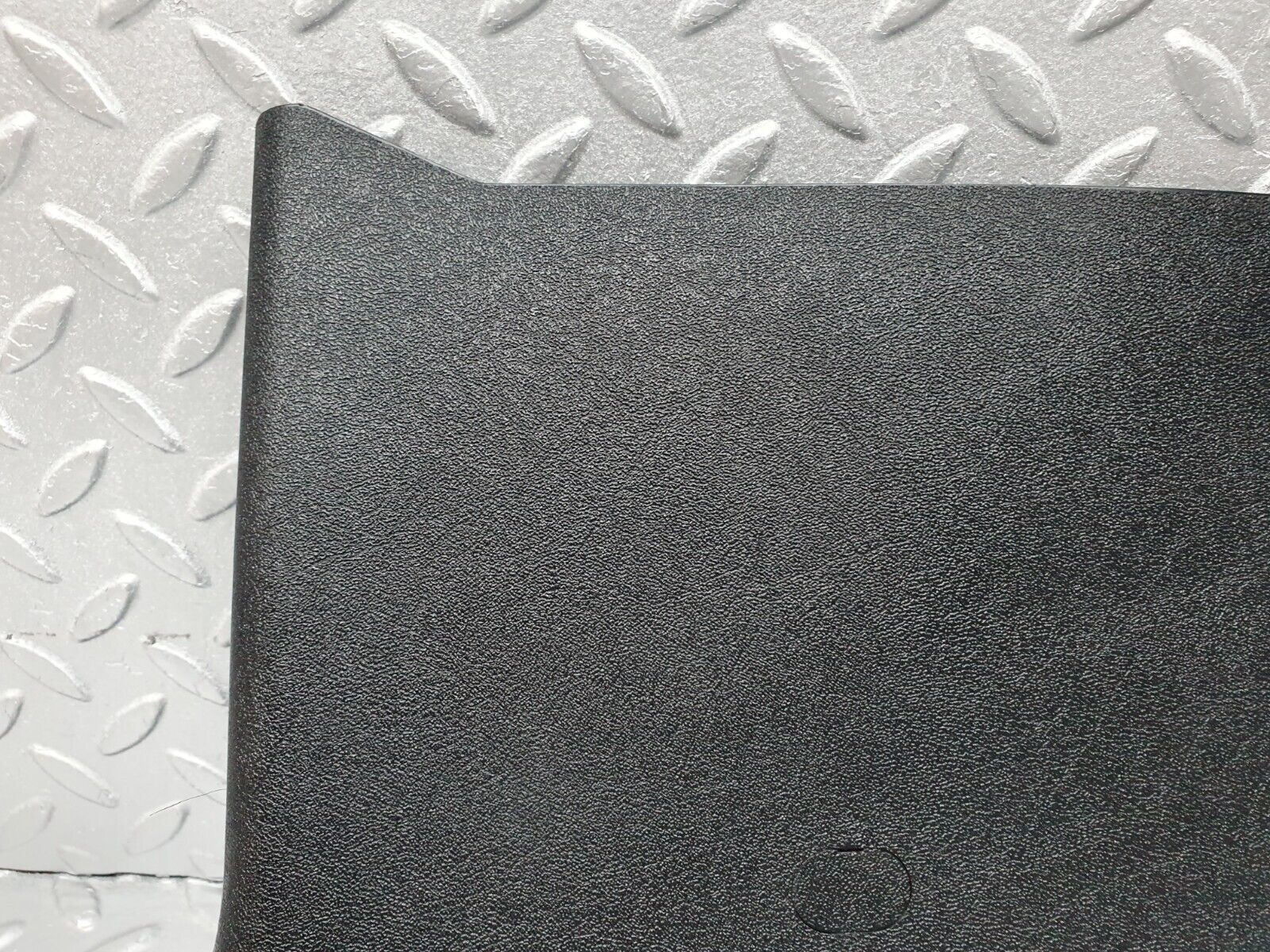 41778 Mercedes-Benz W202 C200 Front Left Lower Kick Panel Black 2026800383