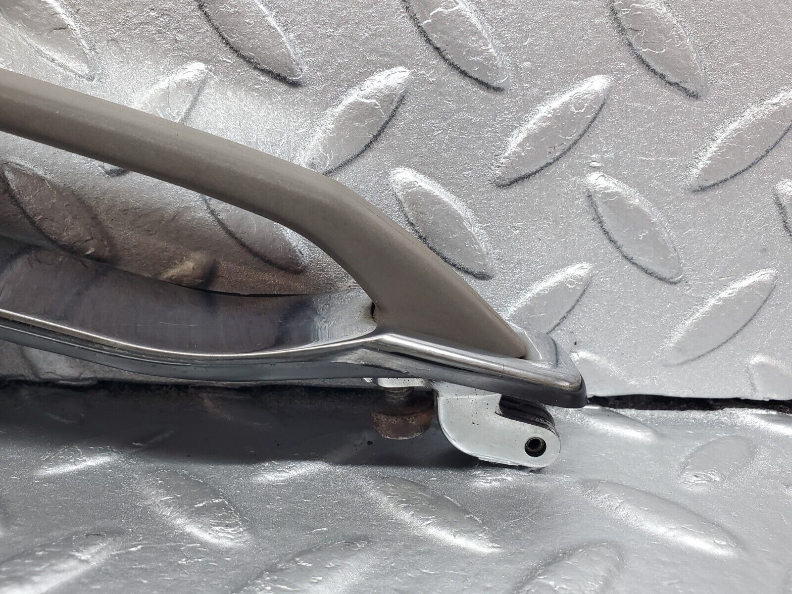 45646 Mercedes-Benz W126 420SE Rear Right Door Exterior Handle 1267600059