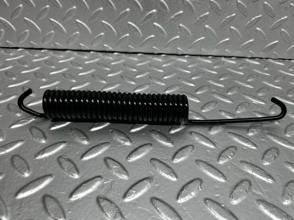 39976 Mercedes-Benz R107 350SL Bonnet Hinge Spring 1078680122