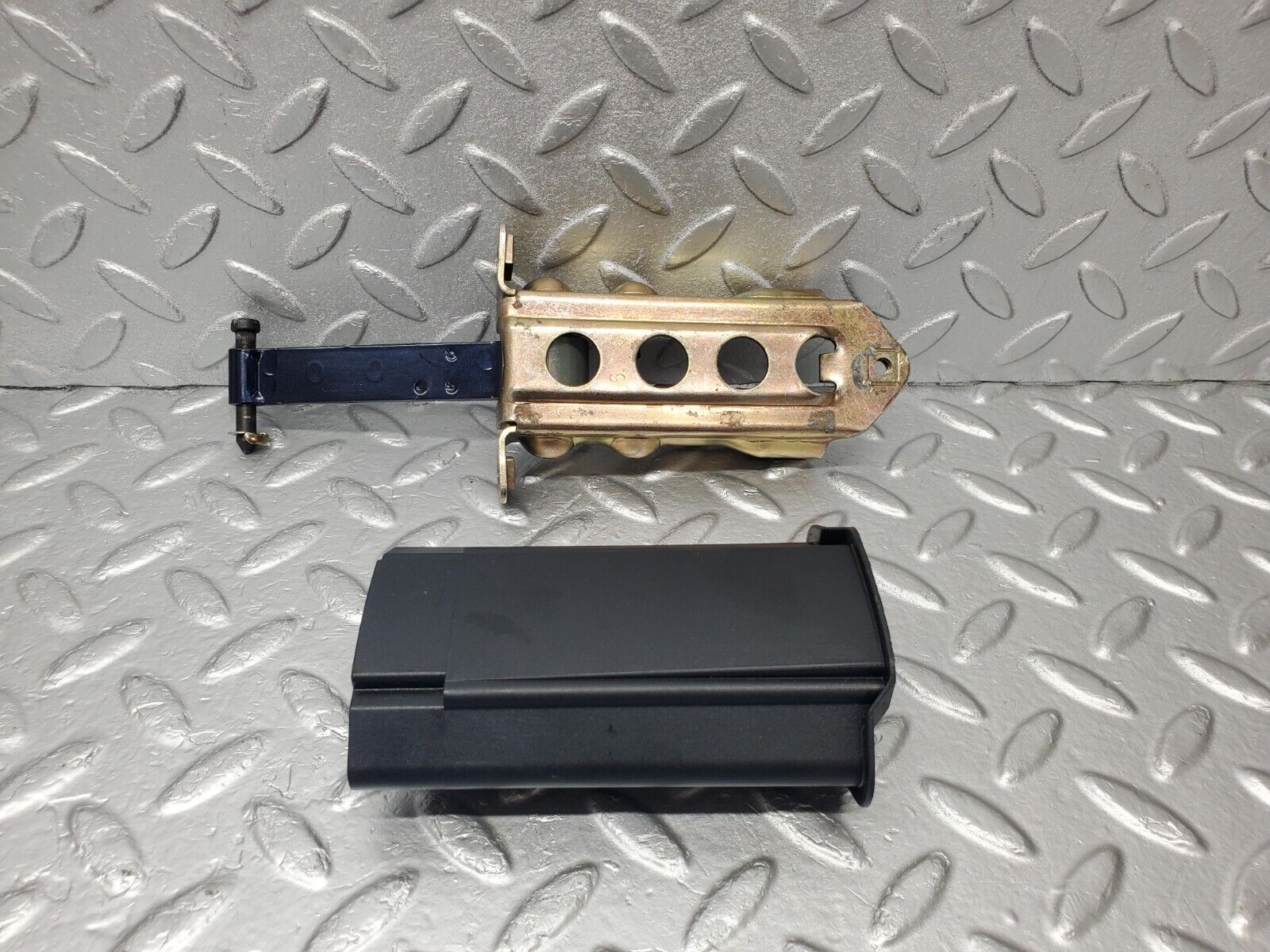 46937 Mercedes-Benz R129 320SL Coupe Door Safety Check Strap