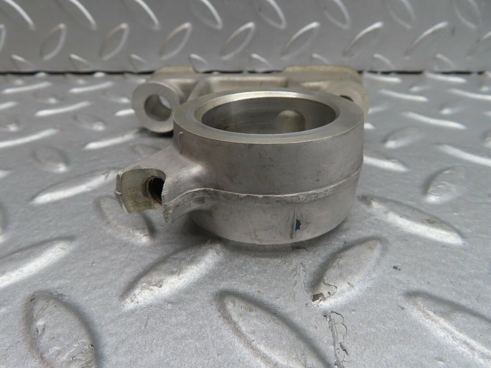 13727 Mercedes-Benz R107 450SL Camshaft Tower Bearing 1160511810