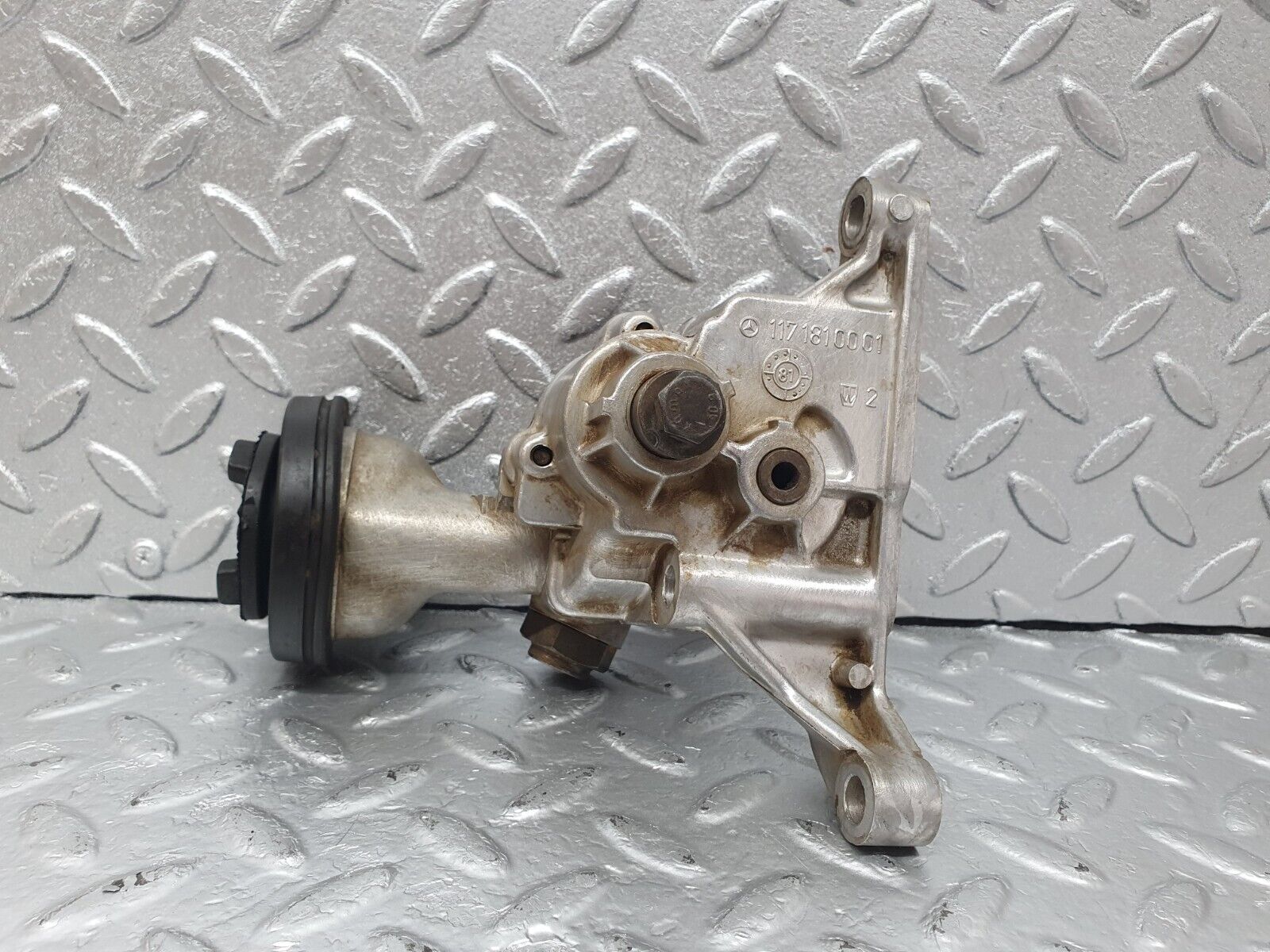 43835 Mercedes-Benz C126 380SEC Coupe Oil Pump 1171860001 1171810001