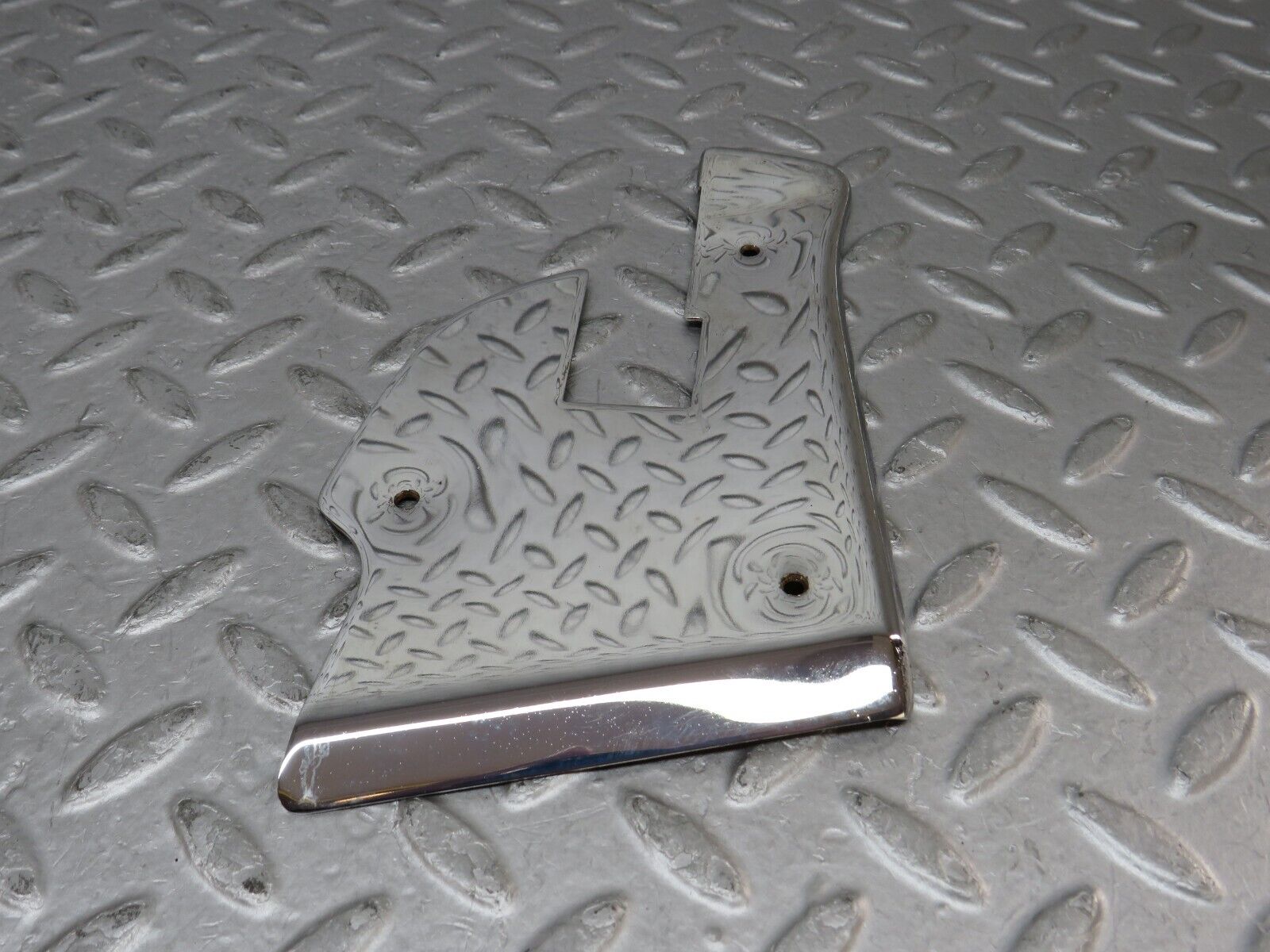 35664 Mercedes-Benz R107 280SL Left Door Chrome Cover