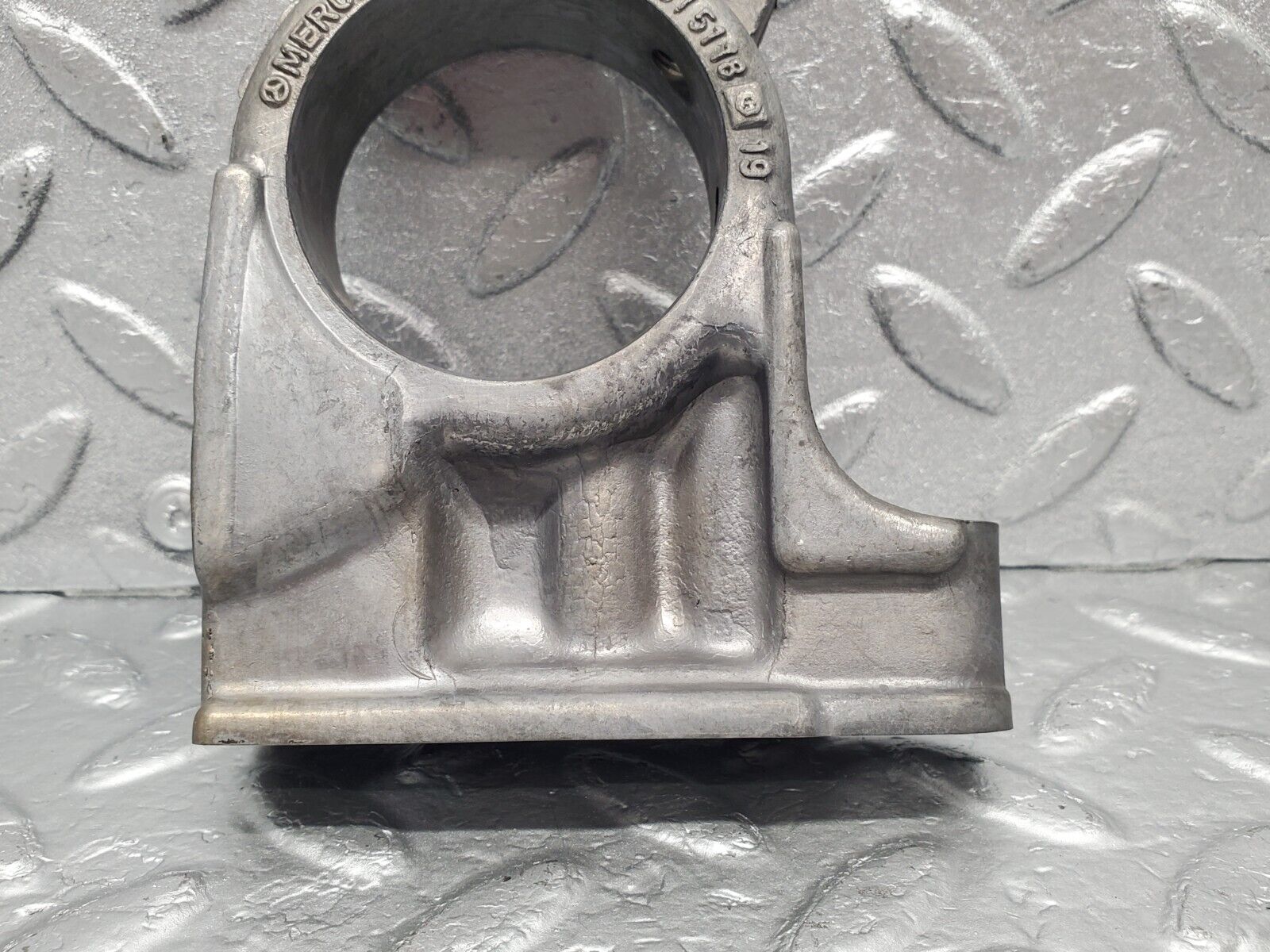 46264 Mercedes-Benz W126 420SE Camshaft Tower Bearing 1160515118