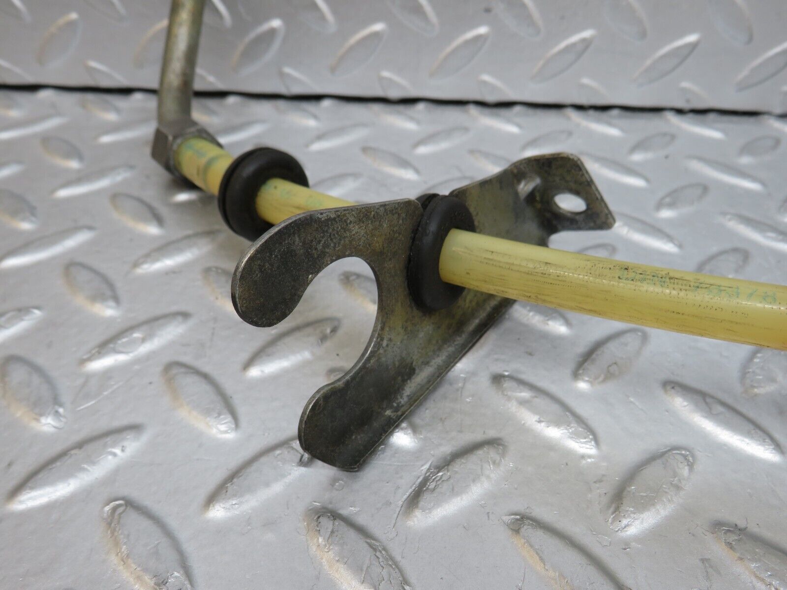 35501 Mercedes-Benz R107 280SL Brake Servo Vacuum Pipe