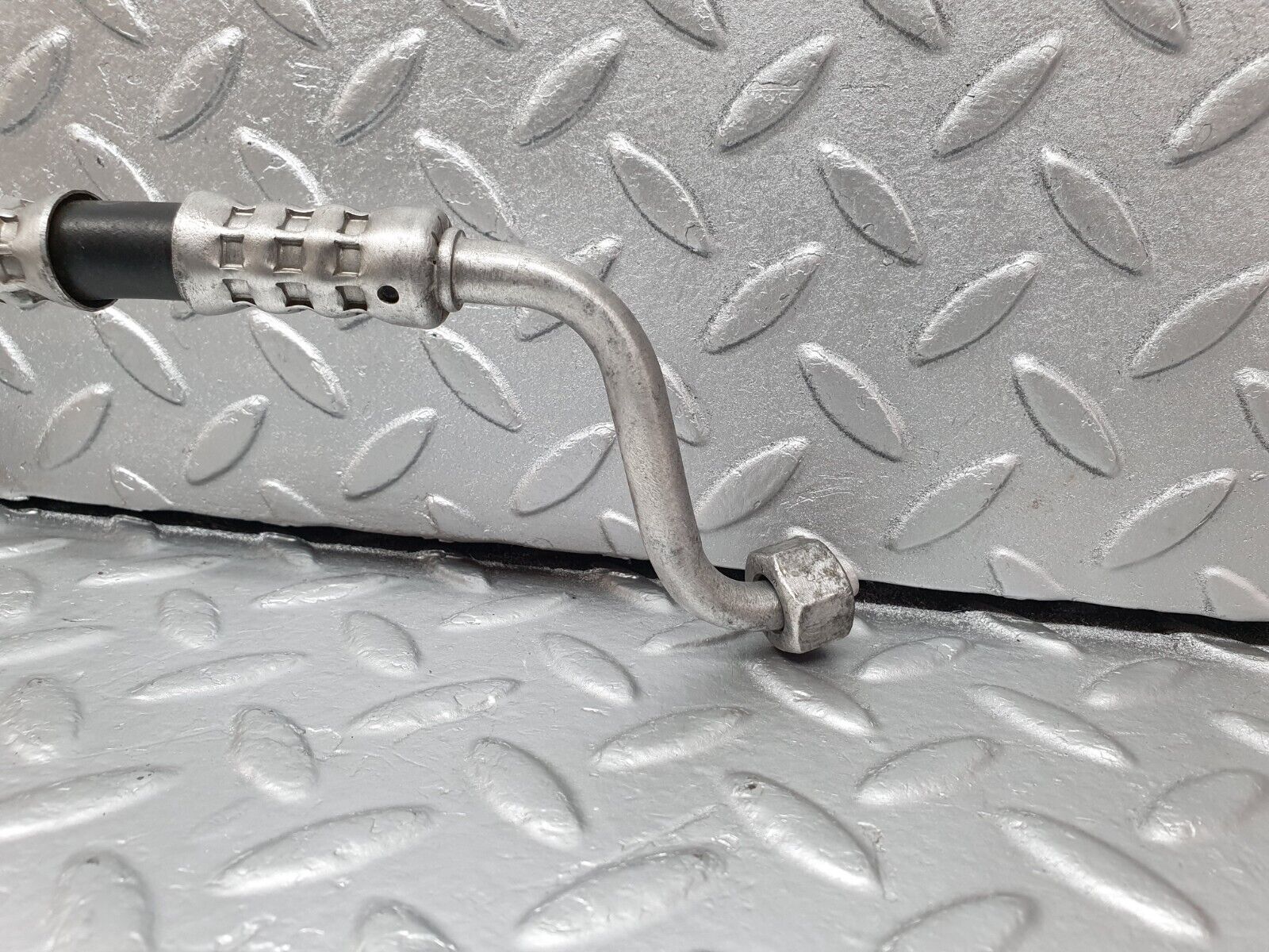 42608 Mercedes-Benz R129 320SL Coupe Air Condition Hose Pipe