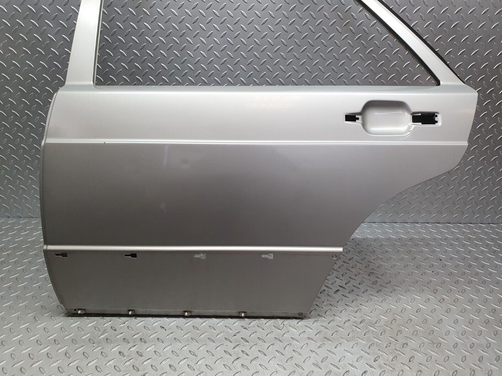 42972 Mercedes-Benz W201 190 Rear Left Door