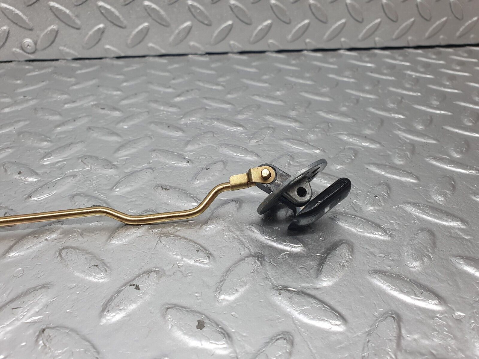 43992 Mercedes-Benz C123 230CE Coupe Door Lock Handle Right Side