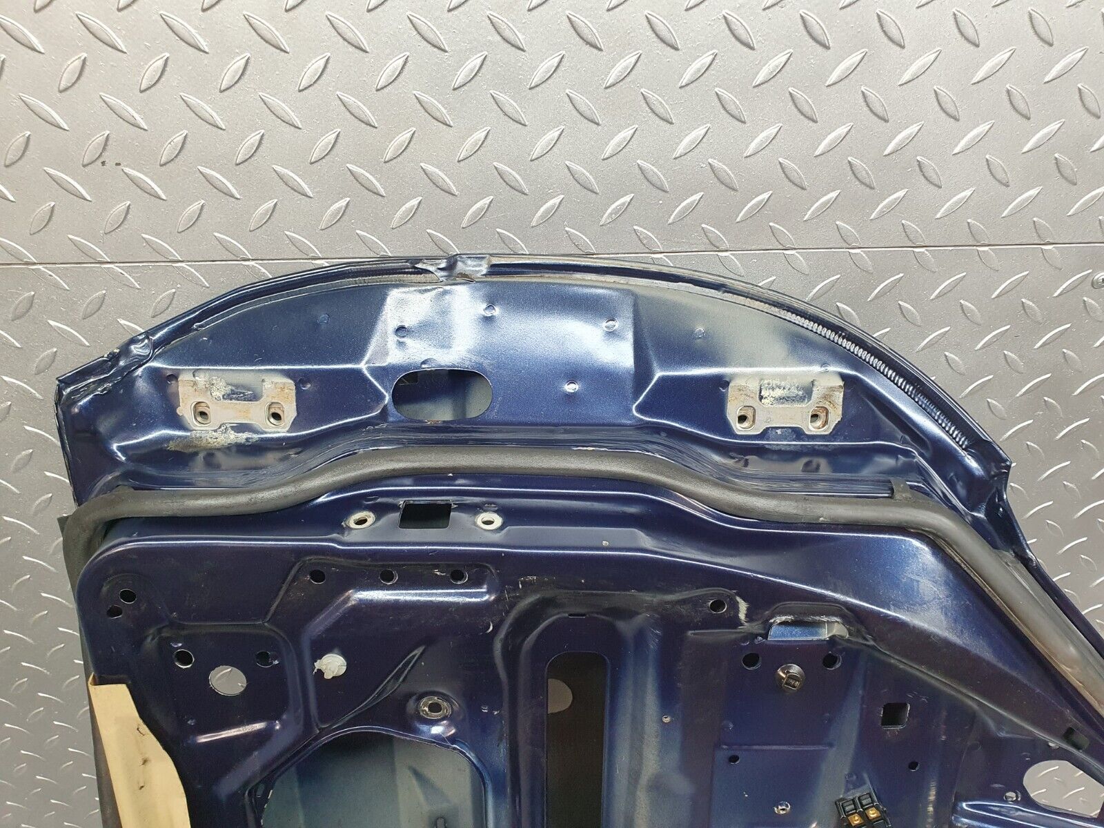 42413 Mercedes-Benz R129 320SL Coupe Right Door