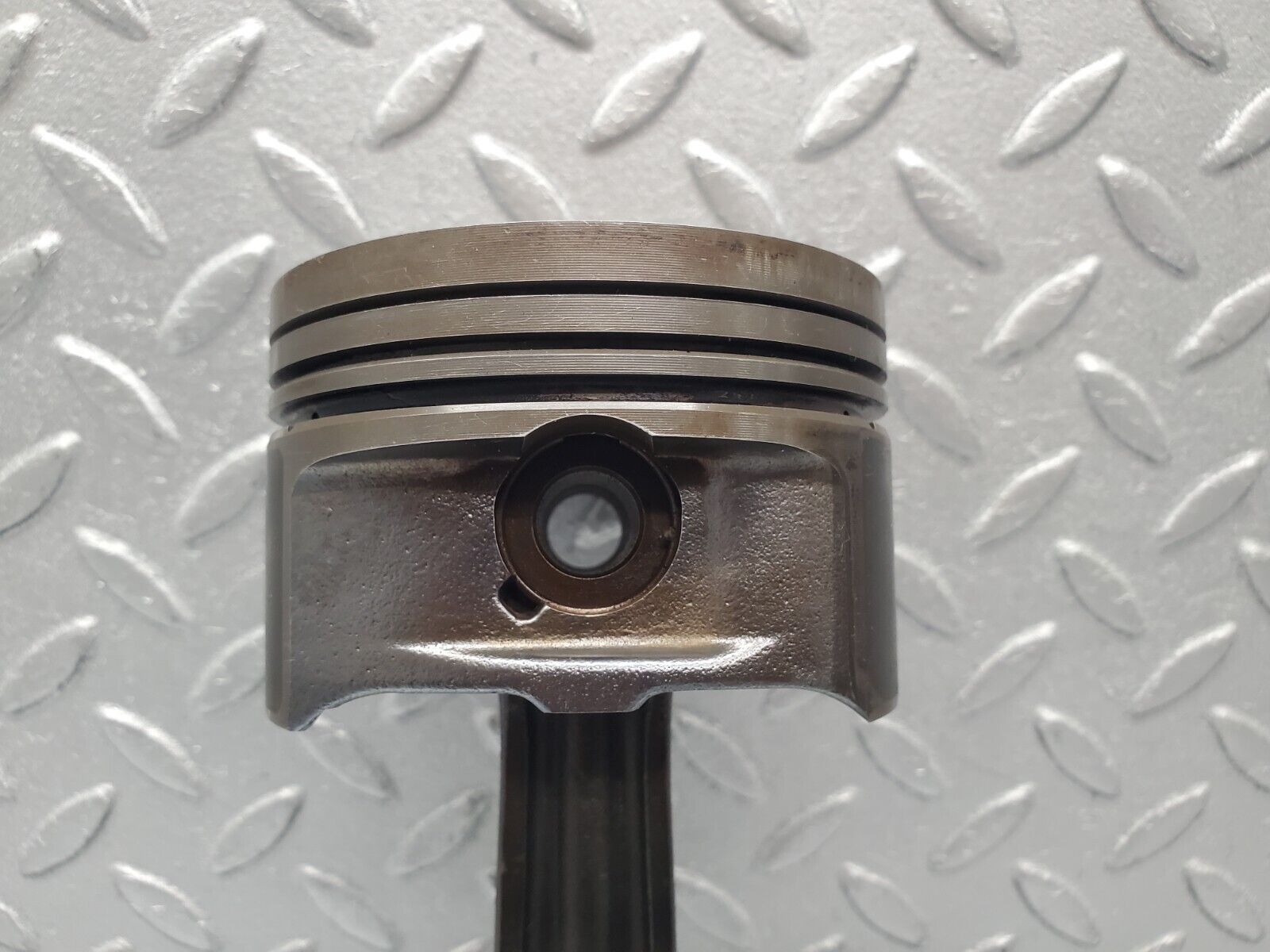 46226 Mercedes-Benz W124 280E Piston With Connecting Rod 1/94 B 74