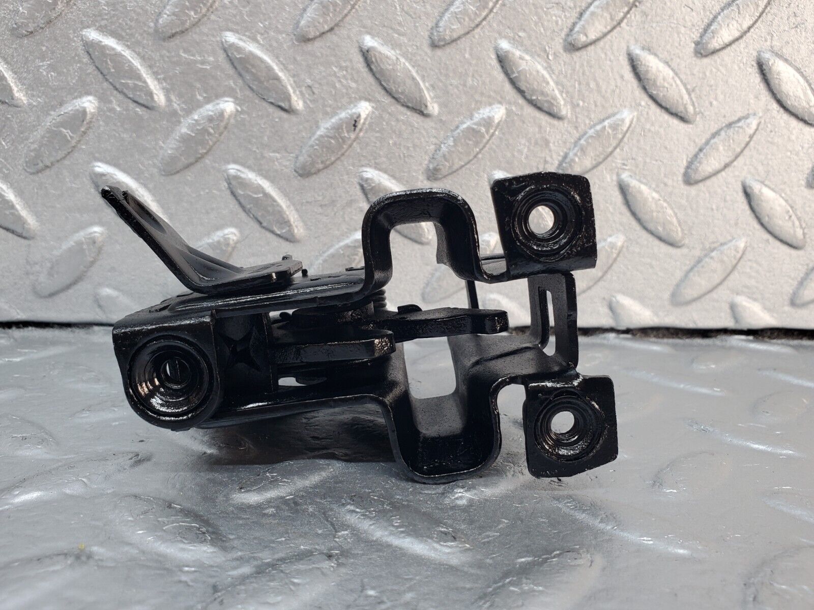 45946 Mercedes-Benz W126 420SE Bonnet Lock Catch Right Side 1268801260