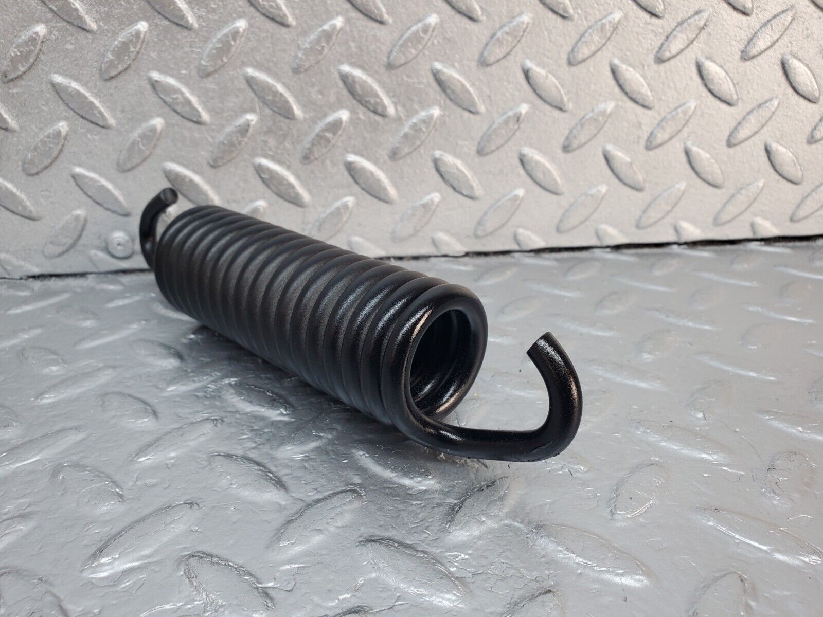 45951 Mercedes-Benz W126 420SE Bonnet Hinge Spring