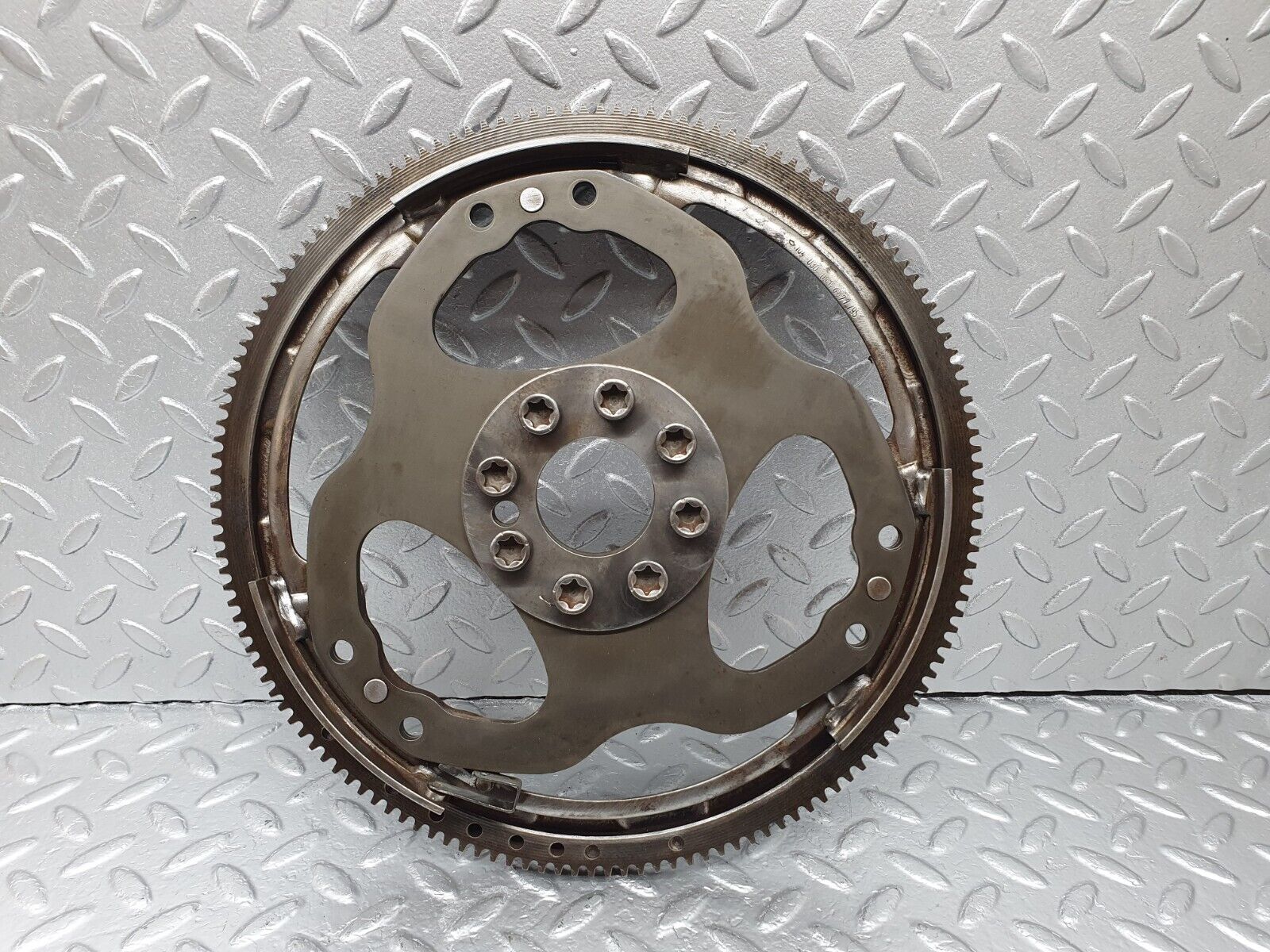 42566 Mercedes-Benz R129 320SL Coupe Flywheel Starter Ring & Bolts 1040300112