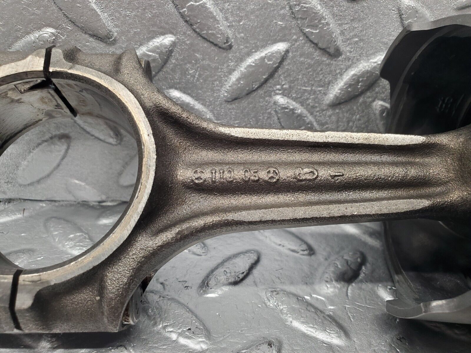 46603 Mercedes-Benz C123 280CE Coupe Piston With Connecting Rod 85.986mm 11005