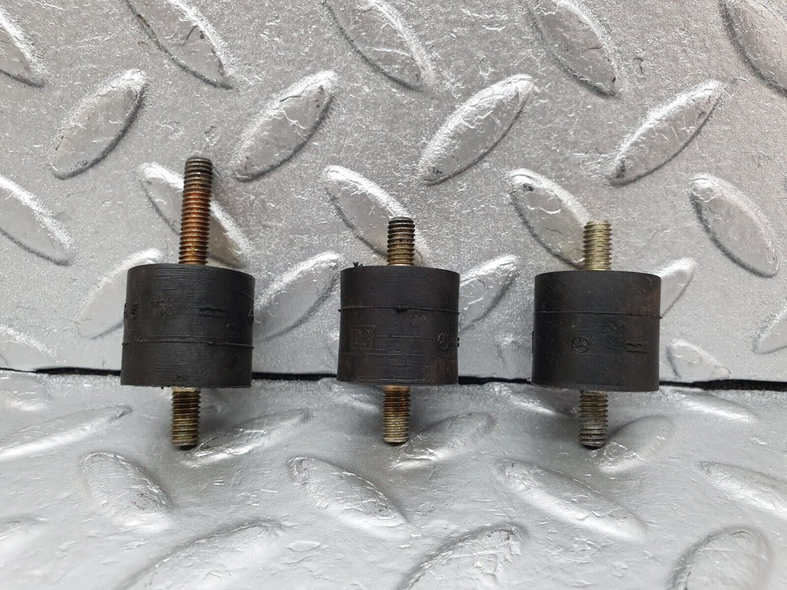 44089 Mercedes-Benz C123 230CE Coupe Air Filter Box Housing Holder 3x