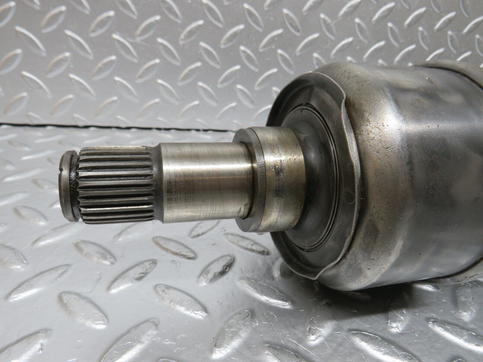 33019 Mercedes-Benz C107 R107 350 V8 Axle Shaft Drive Shaft