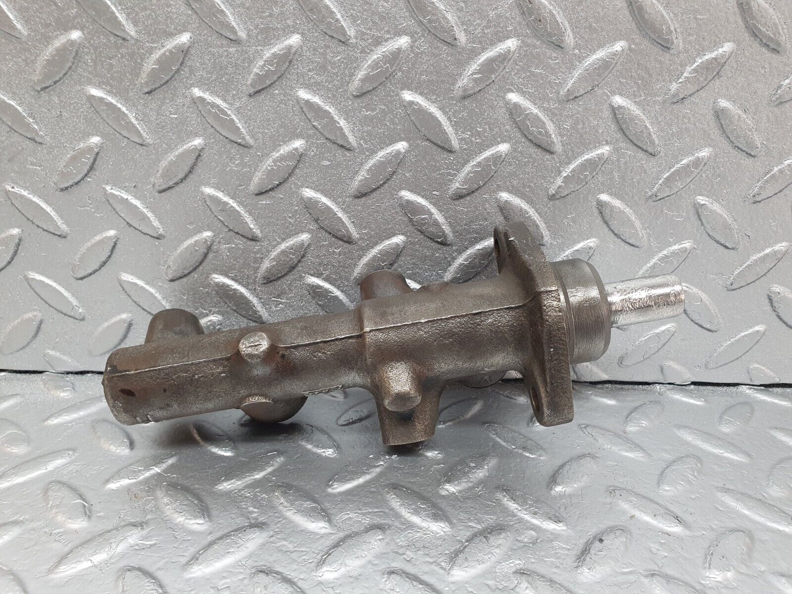 43690 Mercedes-Benz C126 380SEC Coupe Brake Master Cylinder ATE