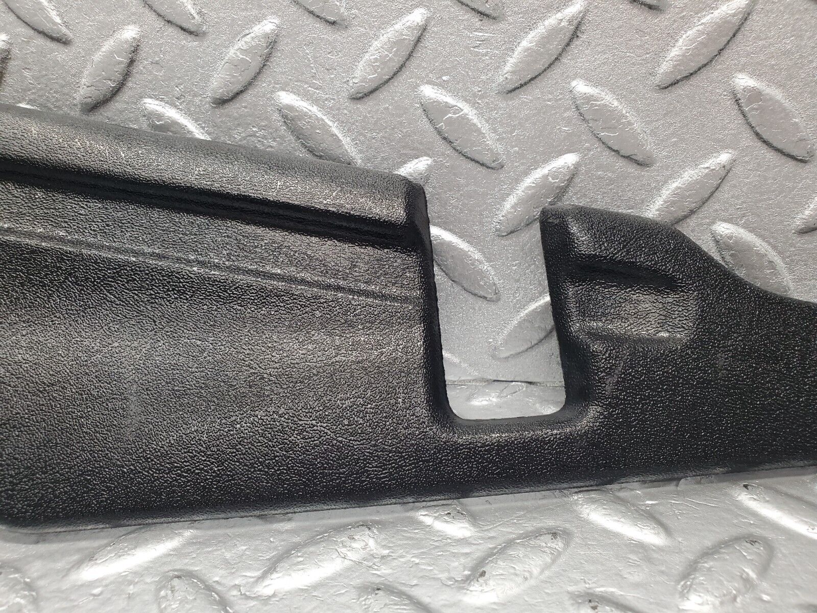 46619 Mercedes-Benz C123 280CE Coupe Front Right Seat Cover Trim Black 1239100618