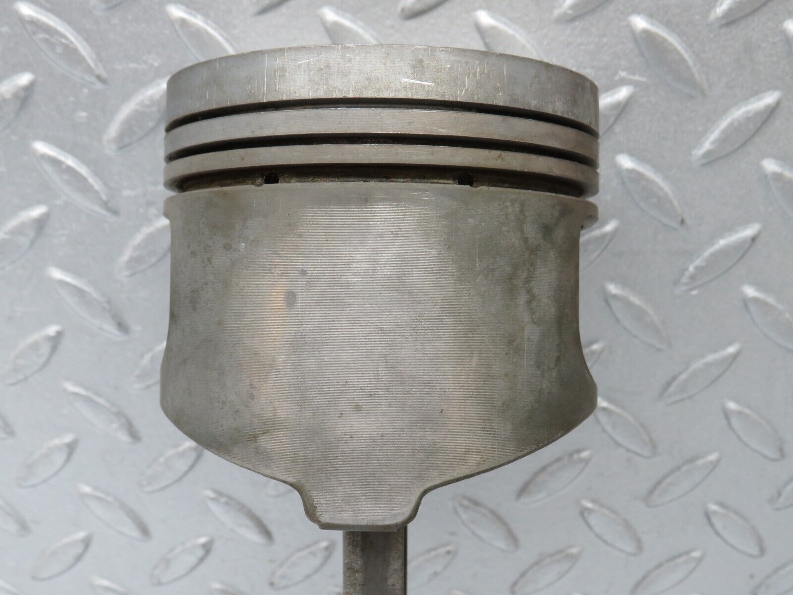 39302 Mercedes-Benz R107 500SL Piston With Connecting Rod 96,515mm