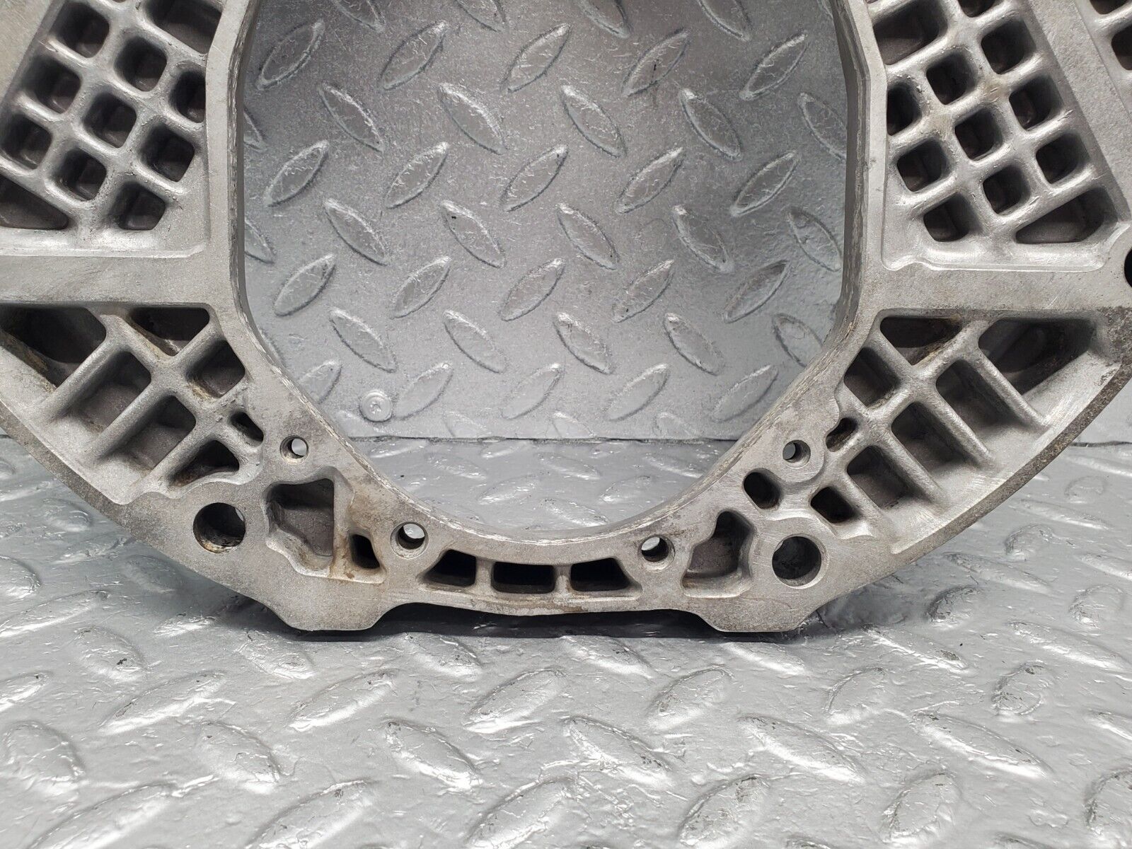 46661 Mercedes-Benz C123 280CE Coupe Gearbox Flange 1100111545