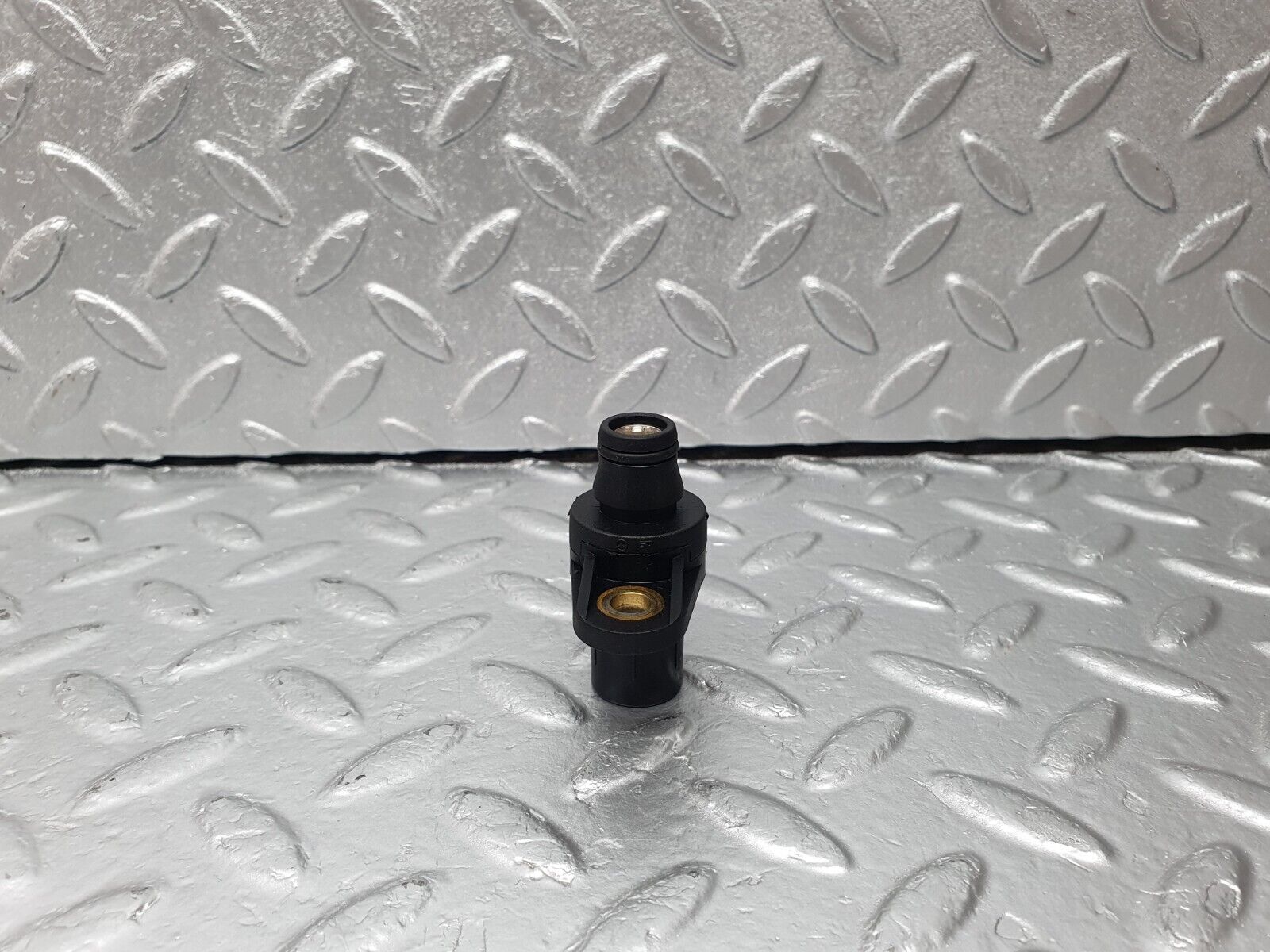 42380 Mercedes-Benz R129 320SL Coupe Camshaft Position Sensor 0021539528