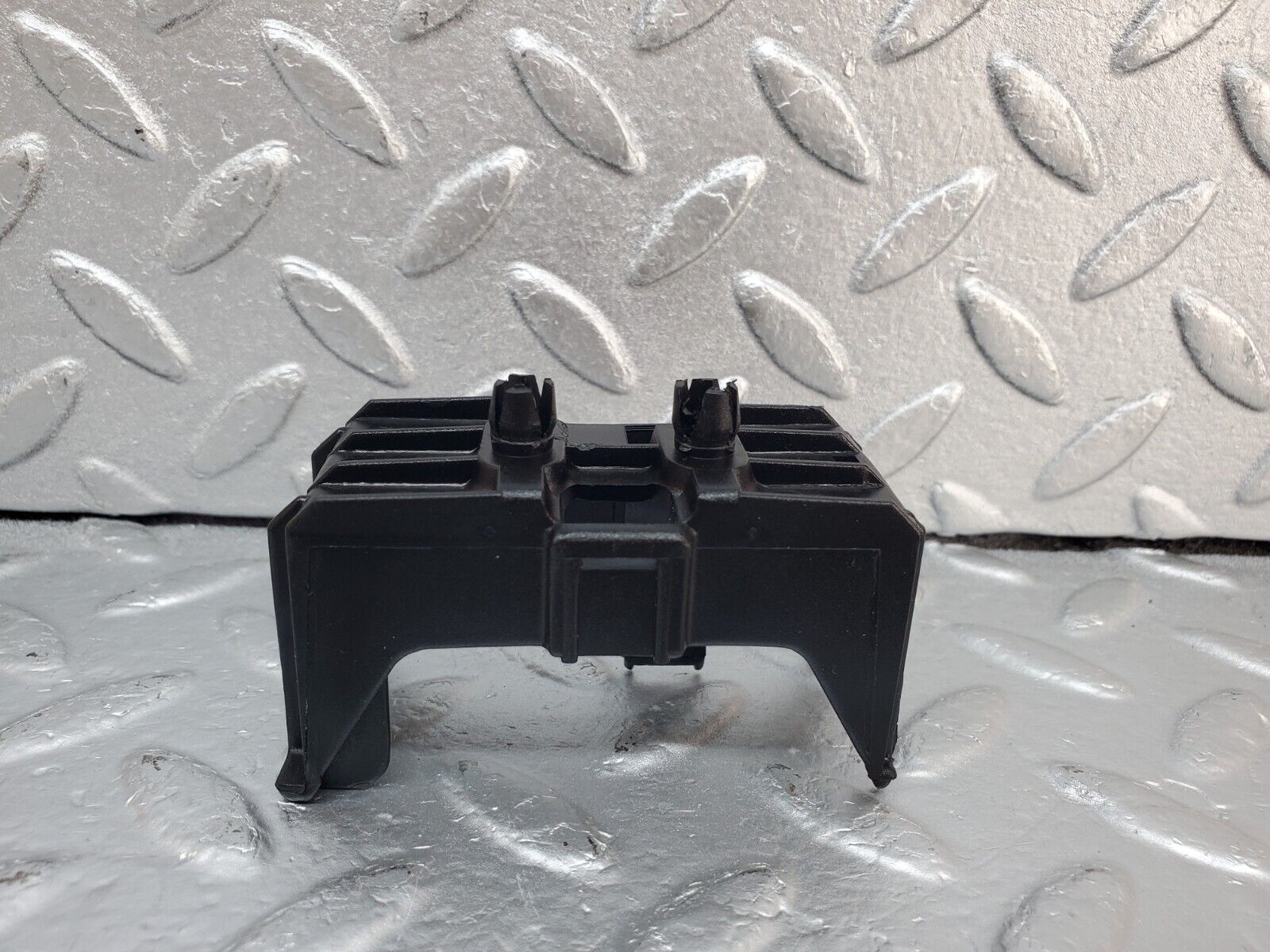 45124 Mercedes-Benz R129 300SL Coupe Cable Wire Holder Bracket 1295453540