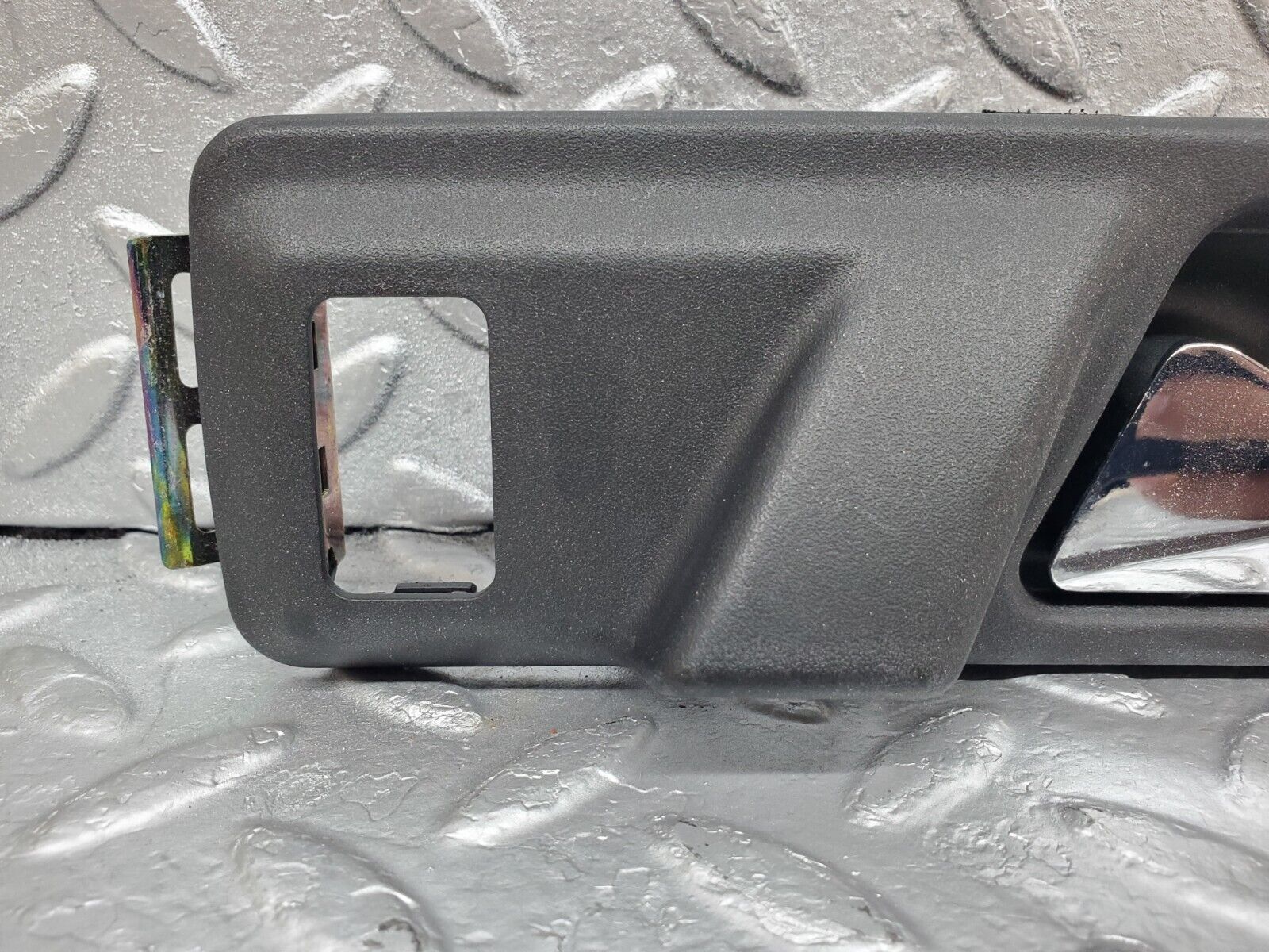 44744 Mercedes-Benz W124 220E Interior Door Handle Rear Left 1247600161